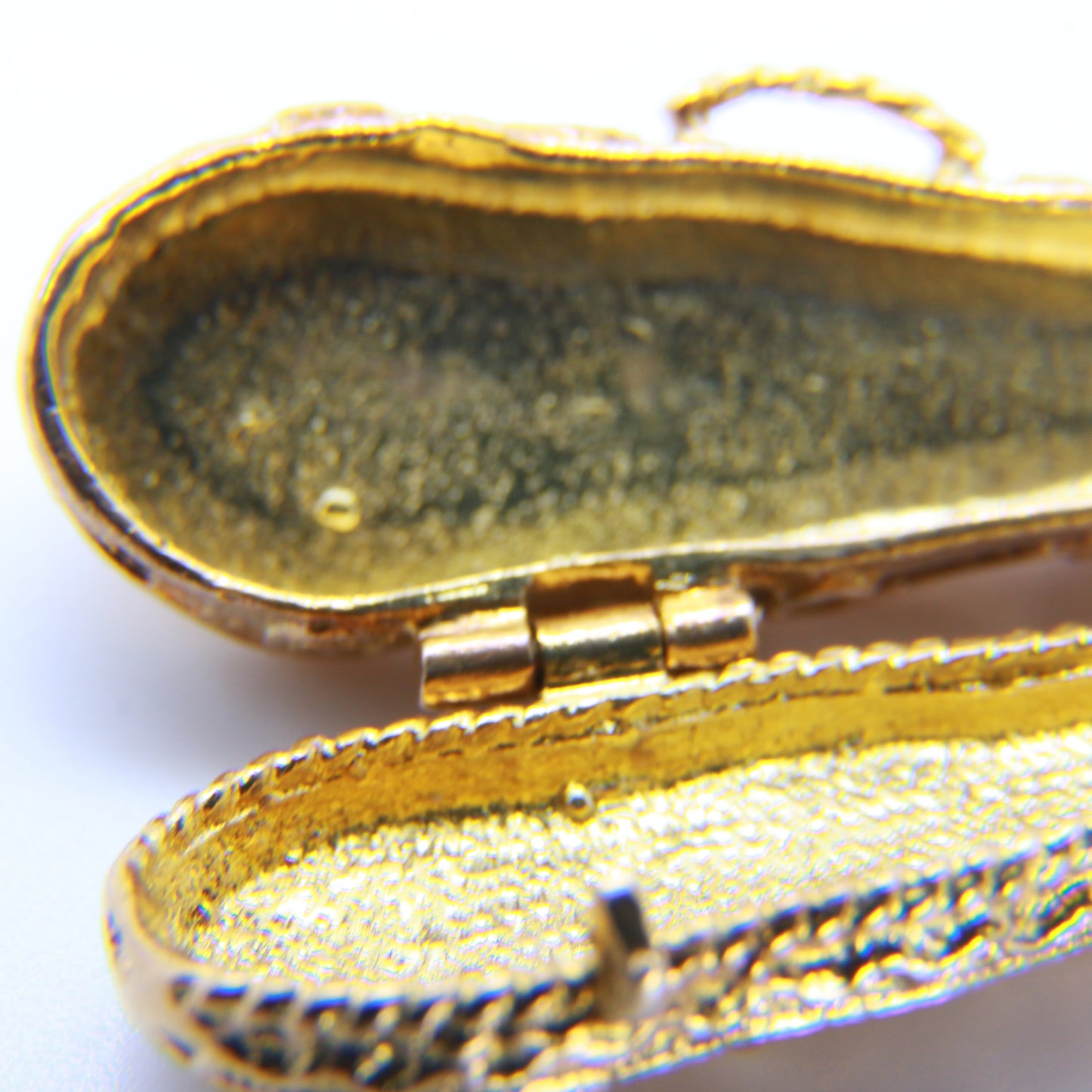 Vintage 9ct Gold Violin in Case Charm – Opening Music Pendant Gift