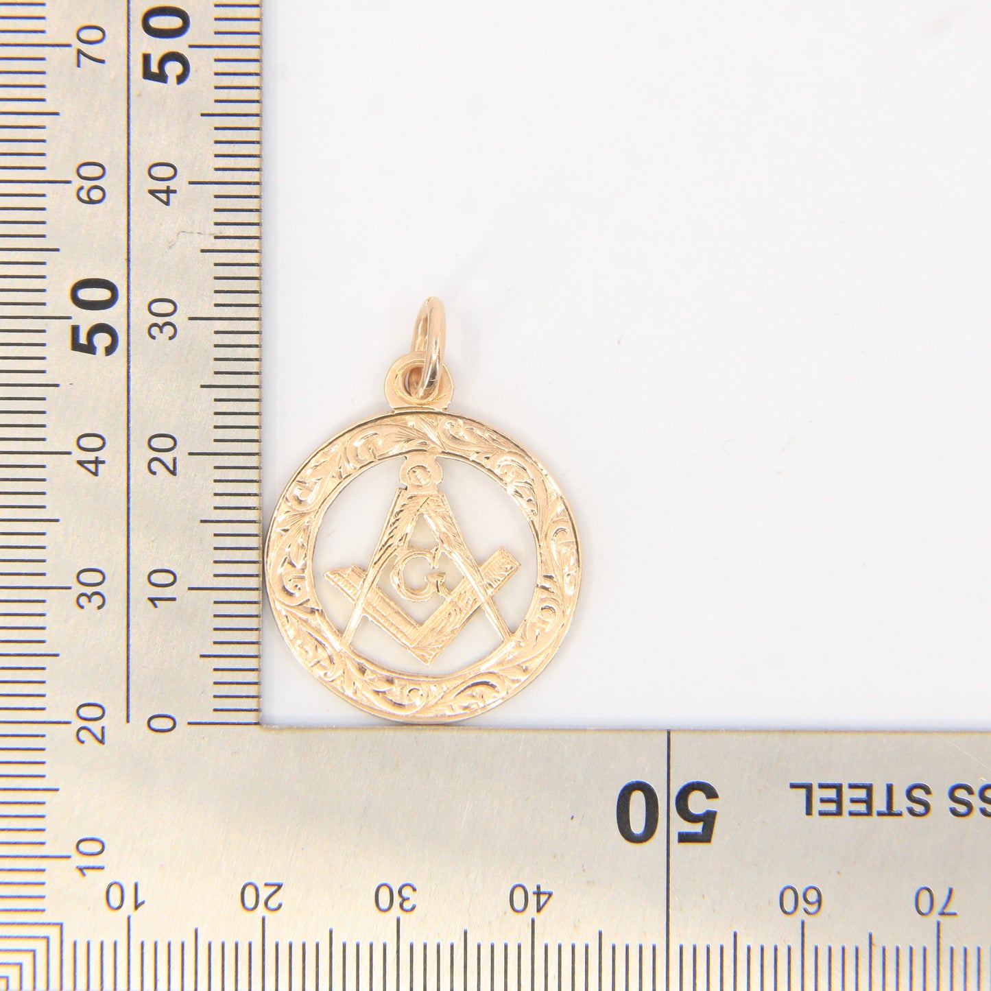 Vintage 9ct Hallmarked Gold Masonic Compass “G” Circle Pendant Fob