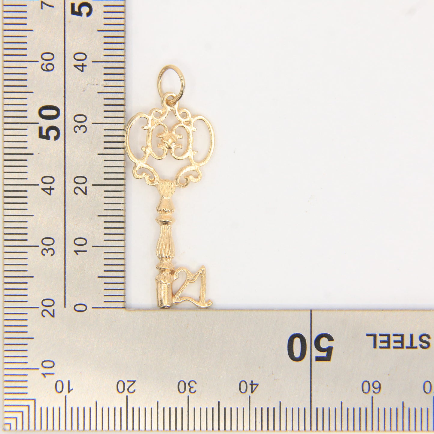 Vintage 9ct Hallmarked Gold Key Charm Pendant 21st Birthday Gift Twenty One