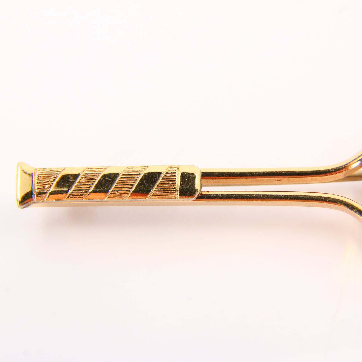 Vintage 9ct Gold Tennis Racket Brooch – Pearl Set Fine Jewellery Gift