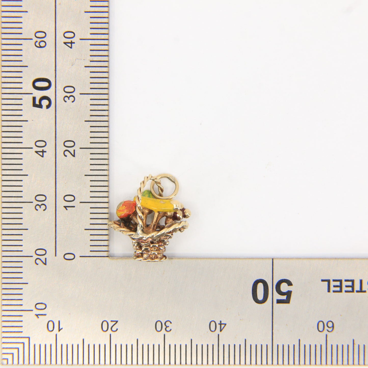 Vintage 9ct Hallmarked Gold Fruit Basket Charm Pendant Enamel Detail Miniature