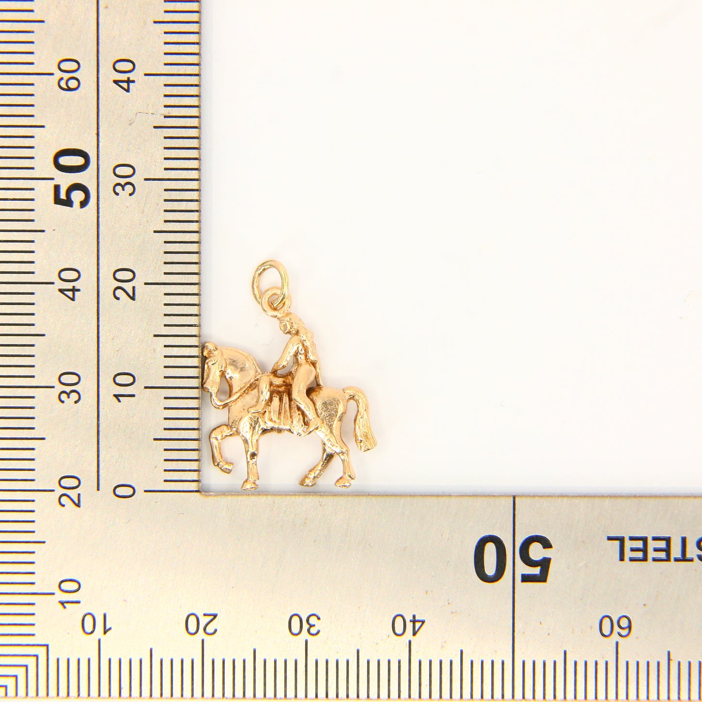 Vintage 9ct Gold Horse Riding Charm – Hallmarked Equestrian Pendant