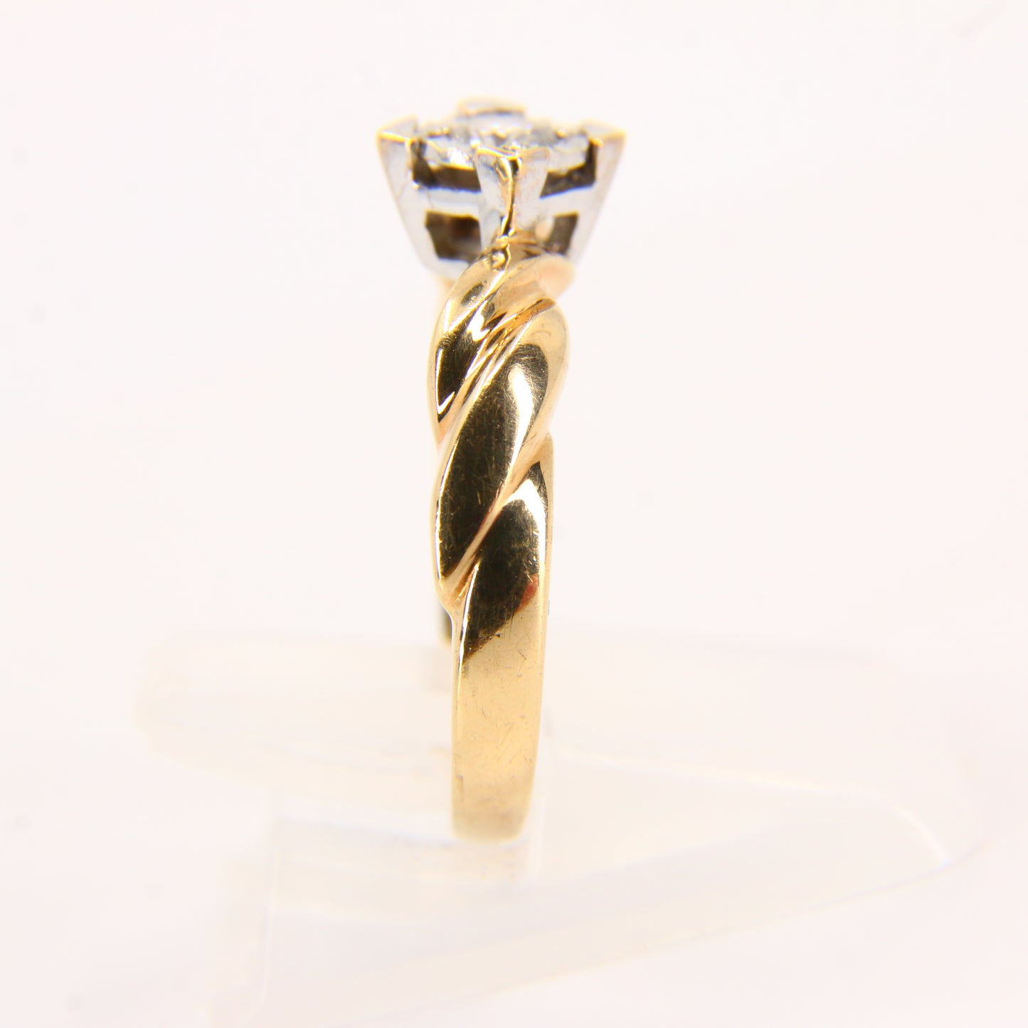 Vintage 9ct Diamond Illusion Set Ring – UK Size M, Hallmarked 9 Carat Boxed Gift