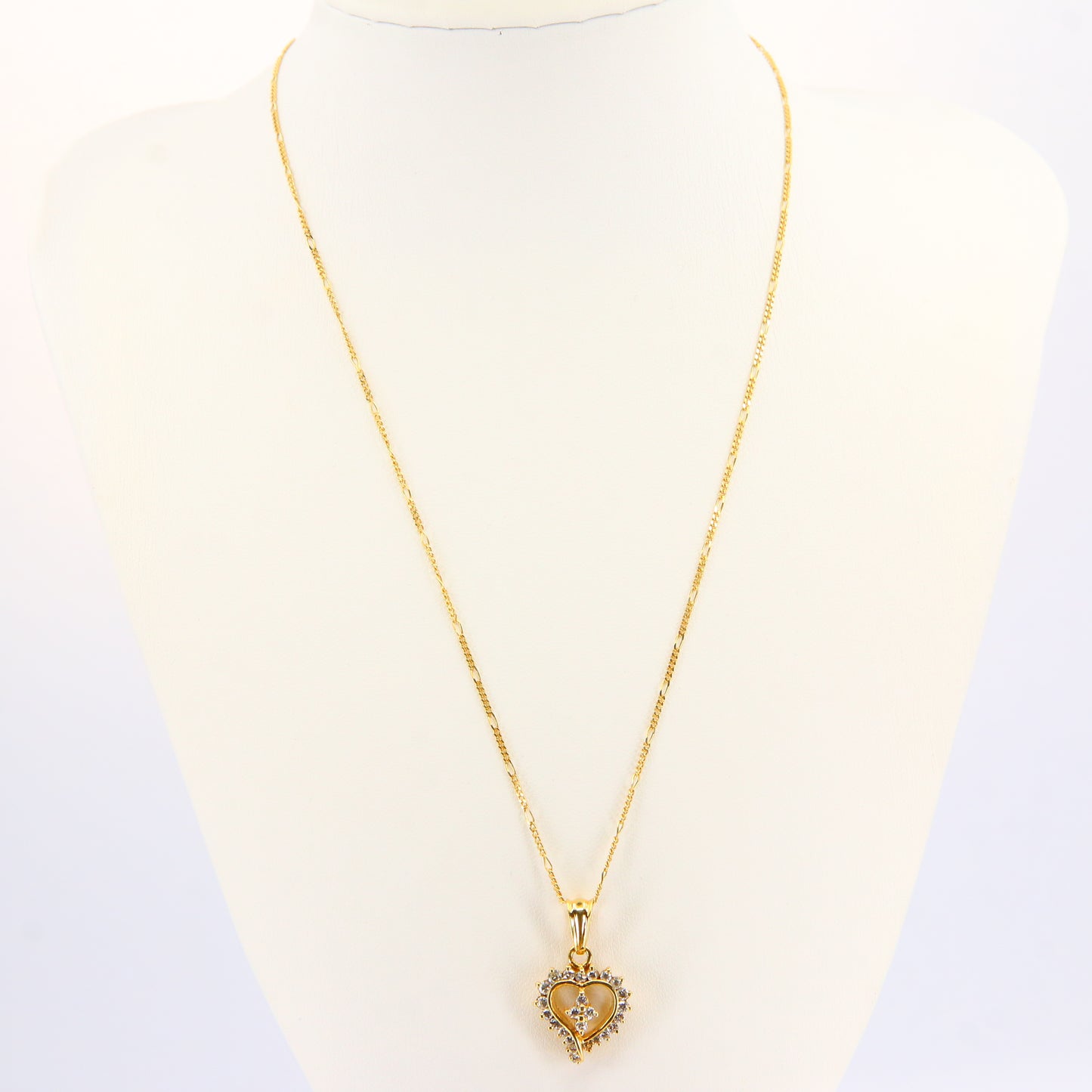 Vintage 18ct Gold Diamond Heart Pendant Necklace Hallmarked Yellow Gold Boxed