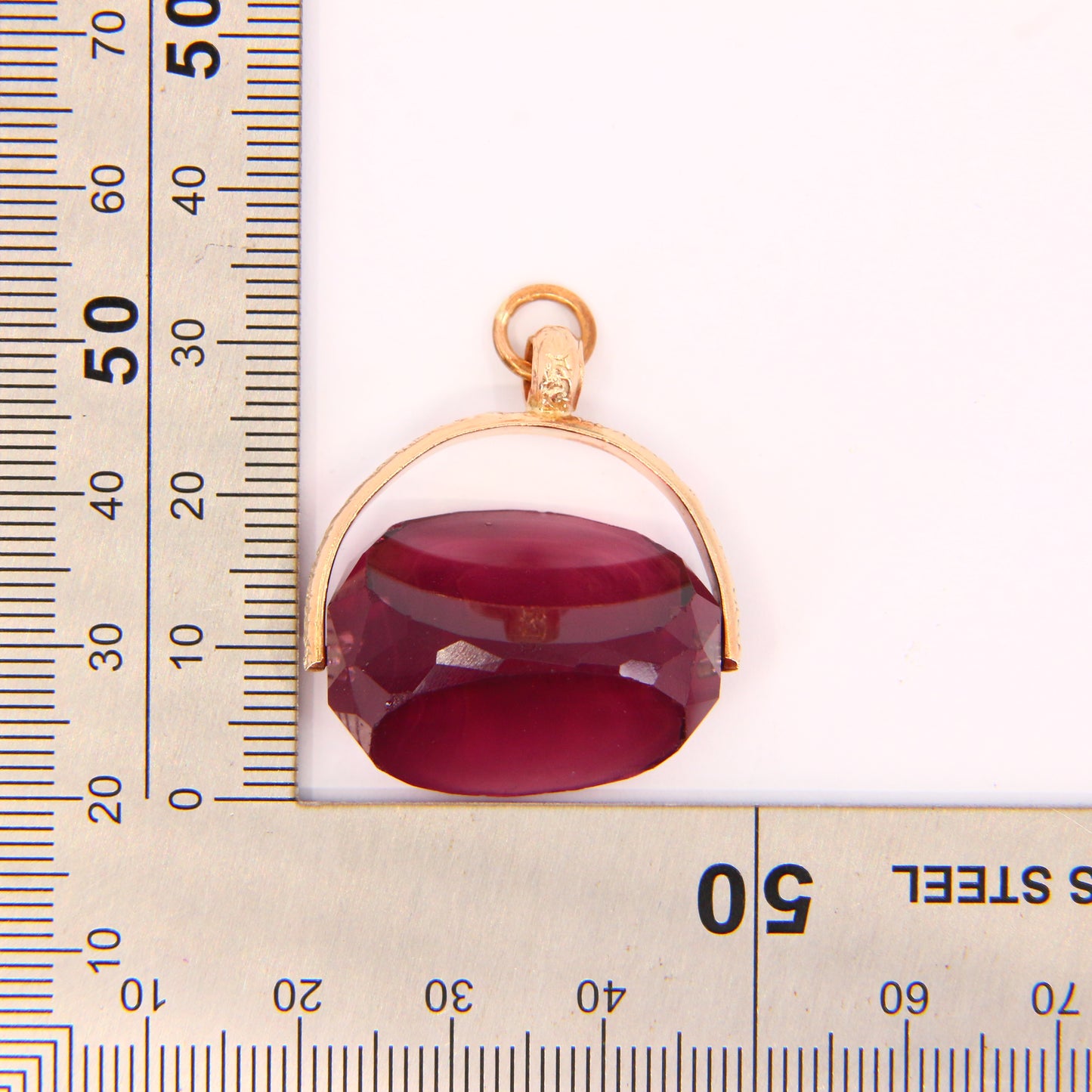 Vintage 9ct Purple Glass Spinner Pendant – Yellow Gold Fob Charm