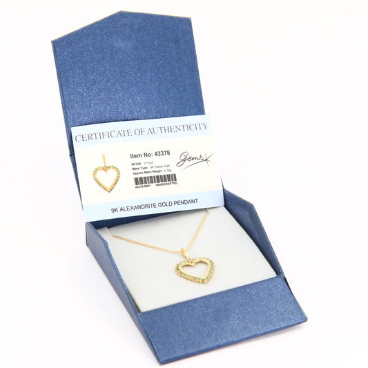 Vintage 9ct Green Alexandrite Heart Pendant Necklace 17.5 INCH Hallmarked Gold Boxed Gift