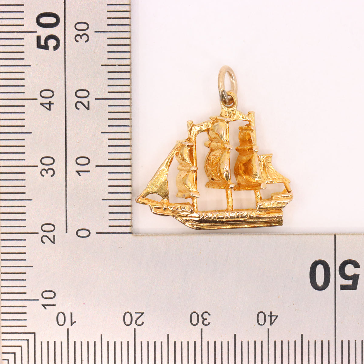 Vintage 9ct Hallmarked Gold Spanish Galleon Sailing Ship Boat Charm Pendant Gift