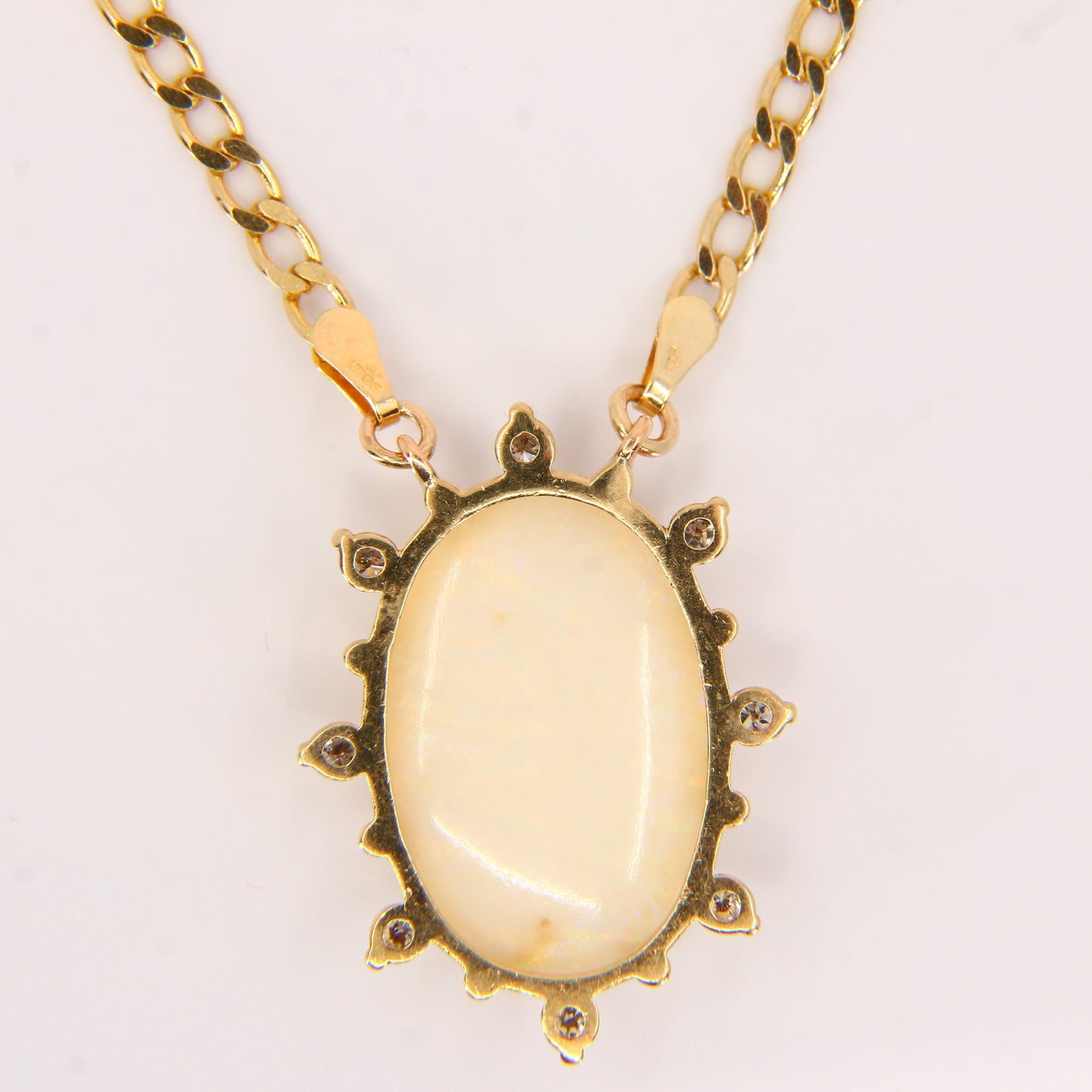 Vintage 9ct Opal CZ Pendant 15 INCH Chain Necklace Hallmarked 9 Carat Yellow Gold Boxed