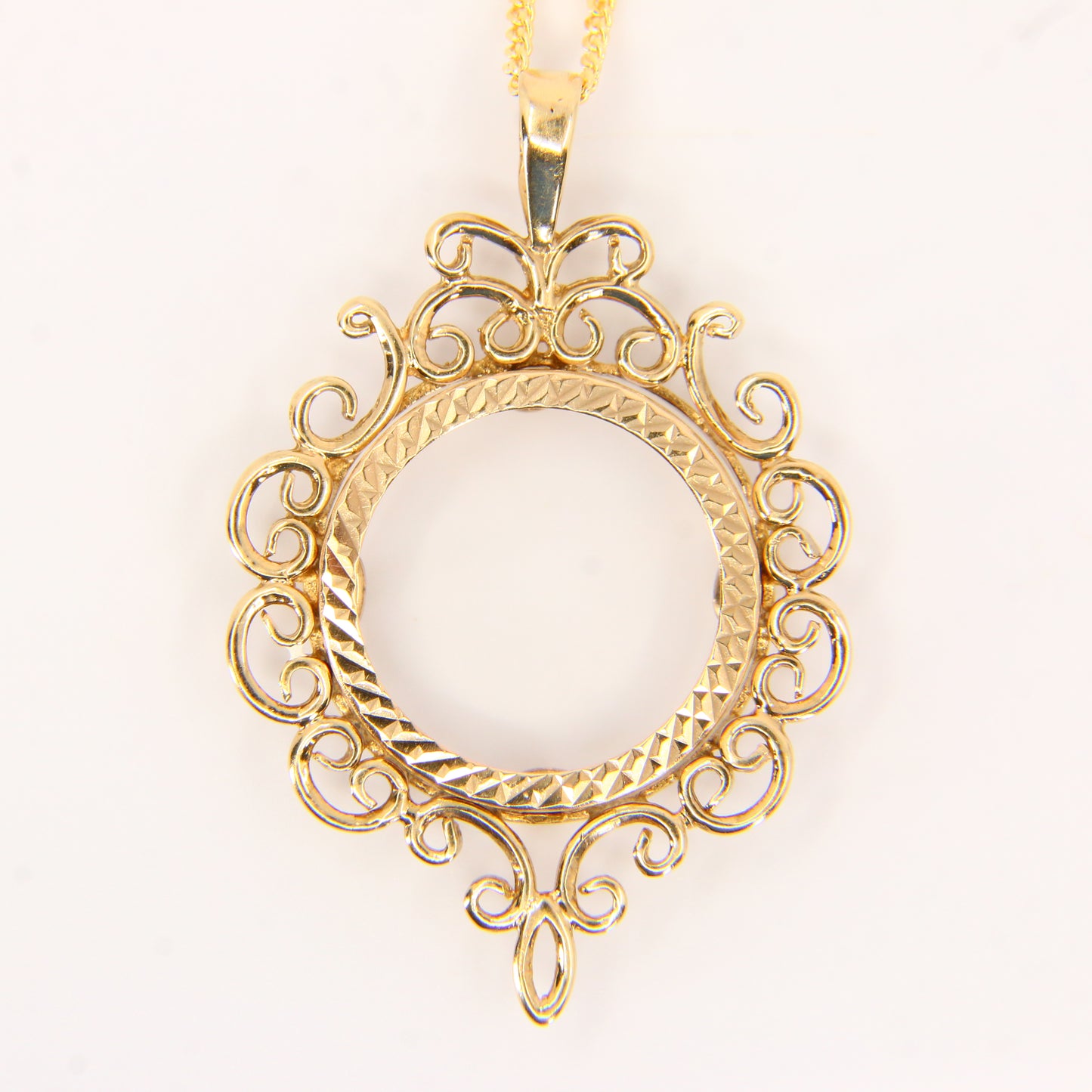 Vintage 9ct Half Sovereign Pendant Necklace, 20 Inch Chain, Solid Yellow Gold