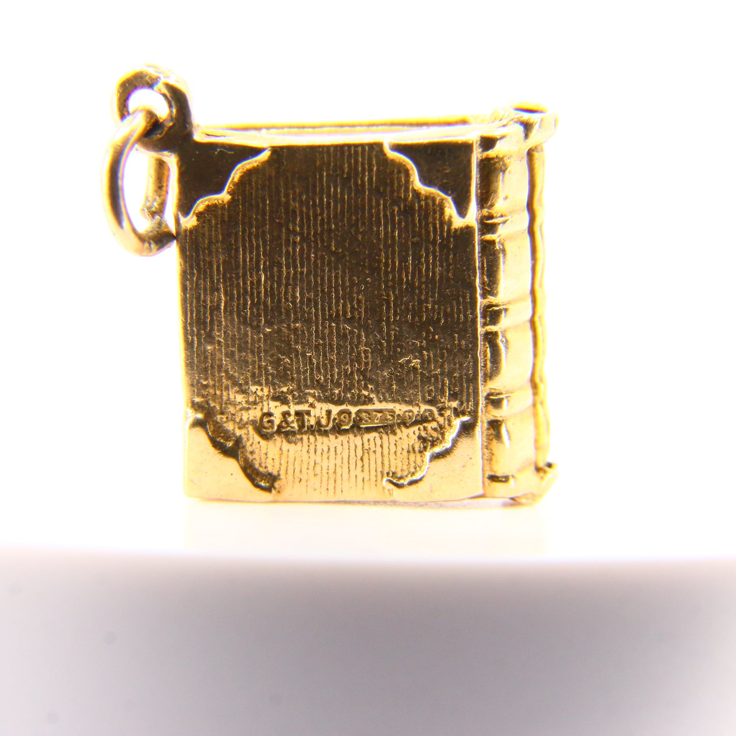 Vintage 9ct Holy Bible Charm – Hallmarked Yellow Gold Opening Pendant