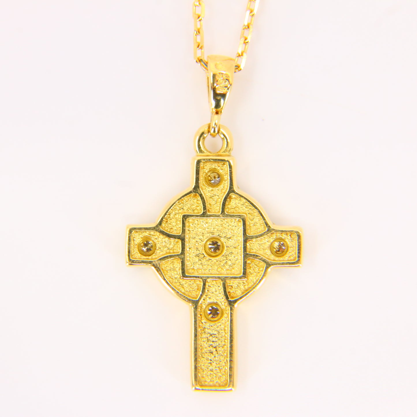 Vintage 18ct Celtic Cross Necklace 18 Carat Gold Hallmarked Enamel Pendant Boxed