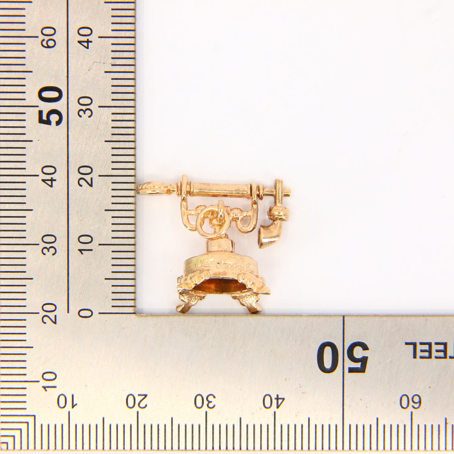 Vintage 9ct House Phone Charm – Hallmarked Yellow Gold Pendant, Gift