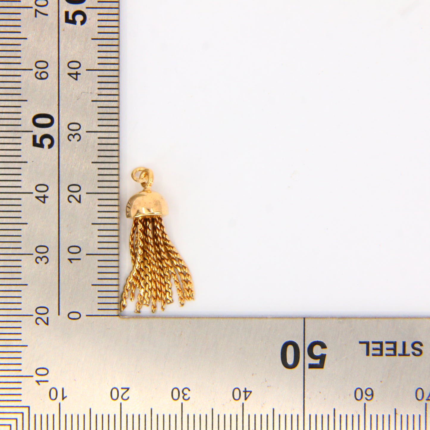 Vintage 18K Tassel Pendant – Articulated Solid Yellow Gold Charm 18 Carat Gold