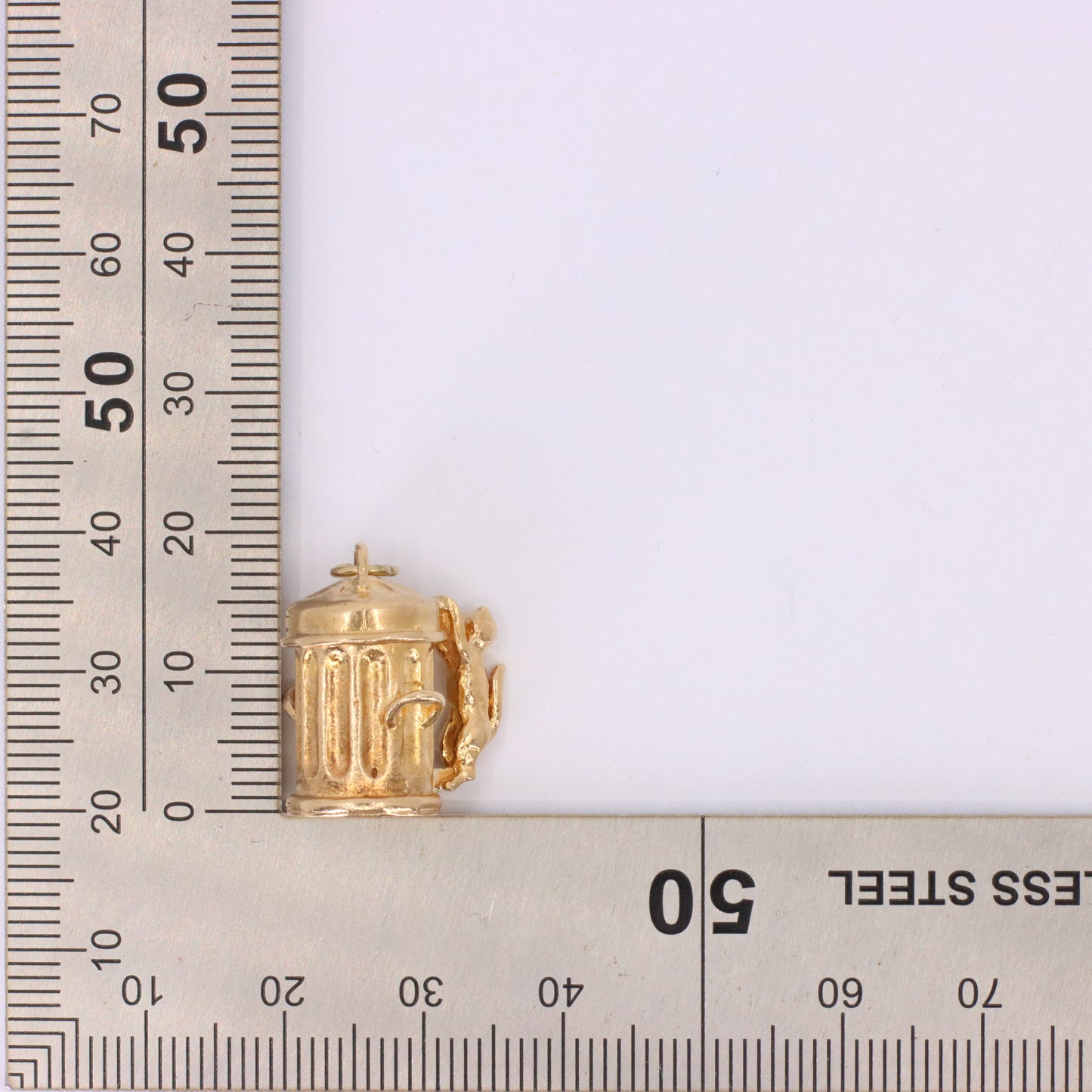 Vintage 9ct Hallmarked Gold Alley Cat Pendant Opening Bin Fish Animal Charm