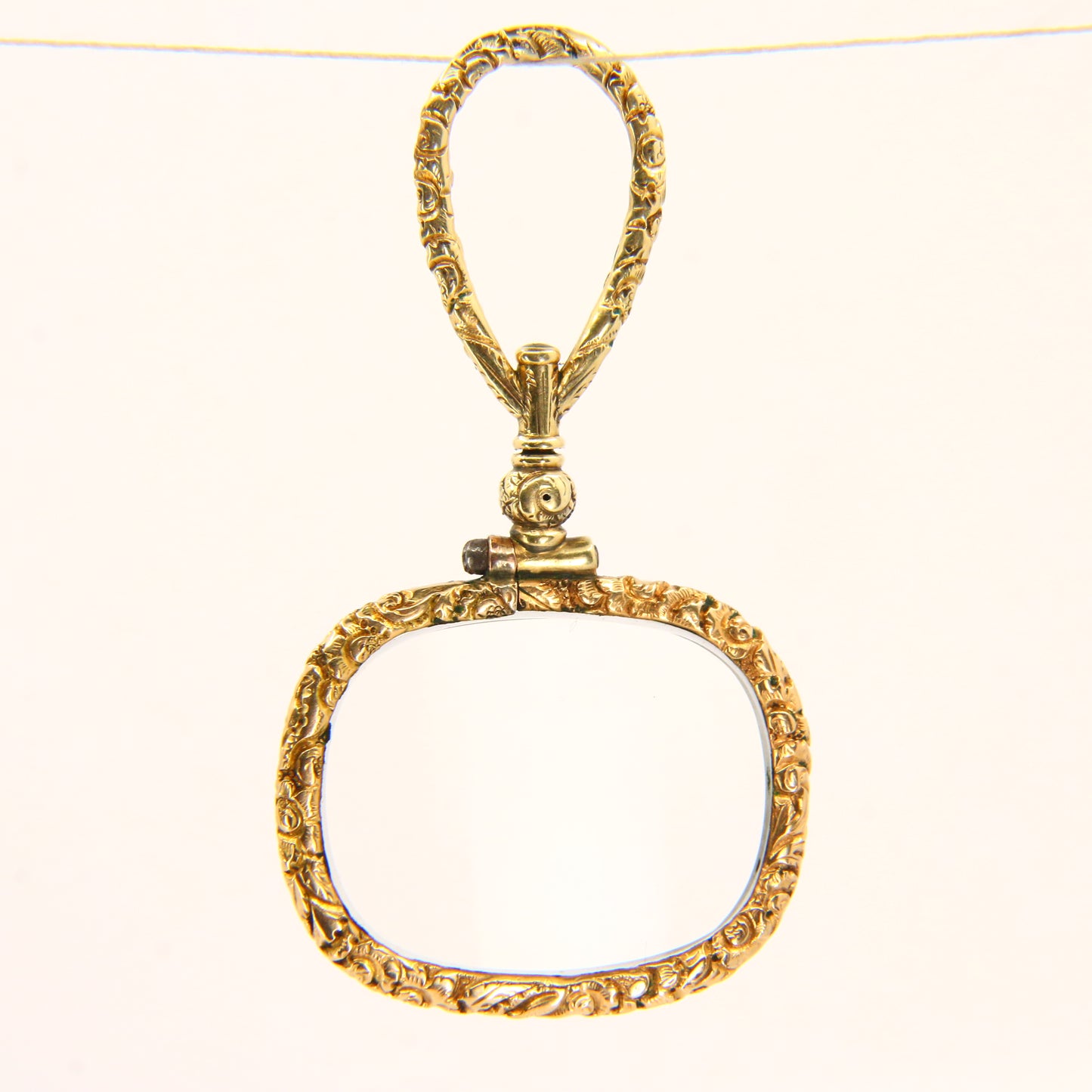 Antique 18ct Gold Magnifying Pendant – Unmarked Victorian Lorgnette