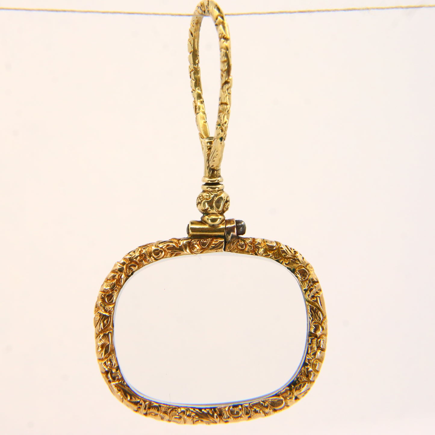 Antique 18ct Gold Magnifying Pendant – Unmarked Victorian Lorgnette