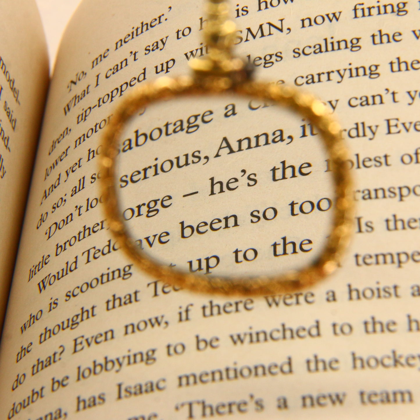 Antique 18ct Gold Magnifying Pendant – Unmarked Victorian Lorgnette