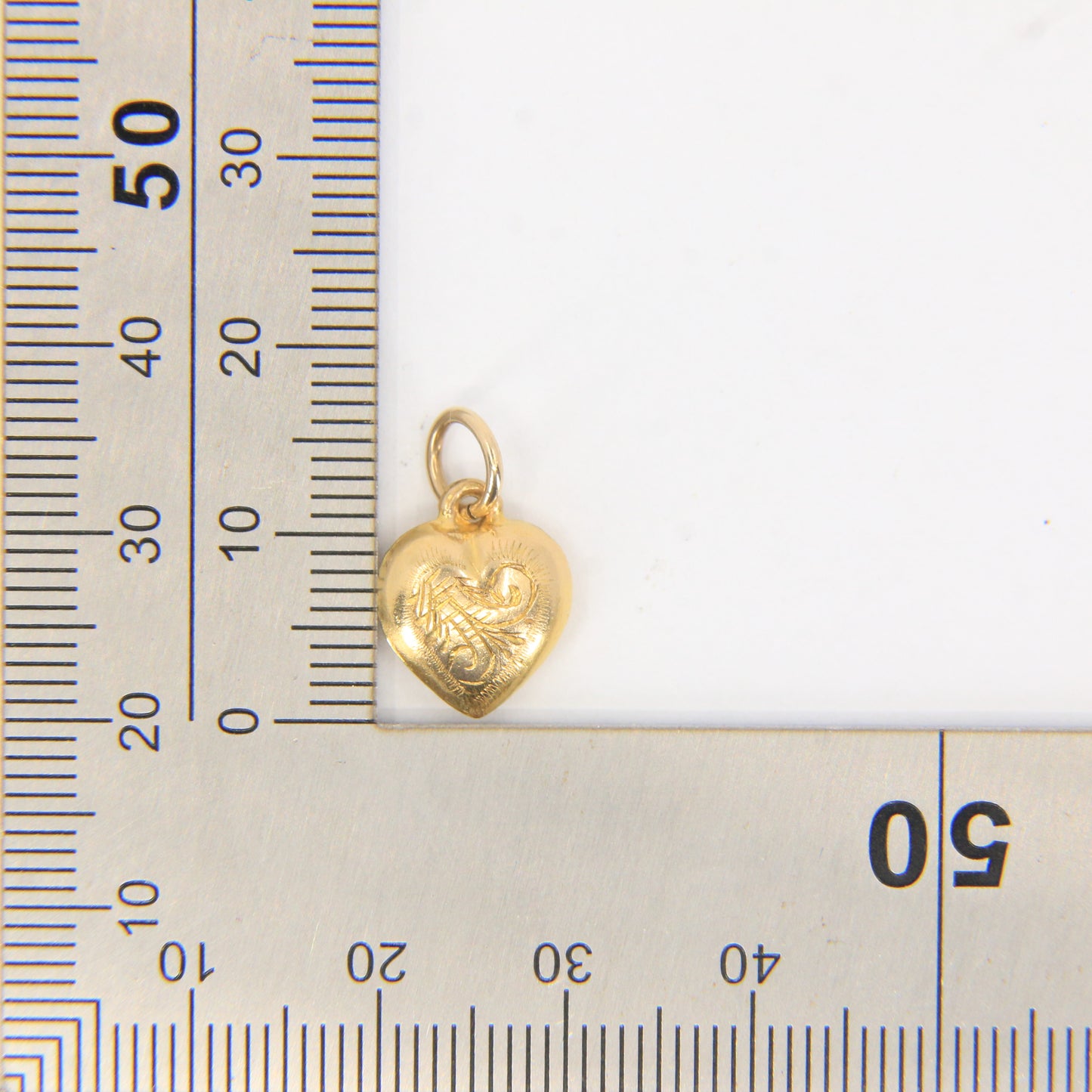 Vintage 9ct Yellow Gold Floral Engraved Heart Hollow Love Themed Charm Pendant