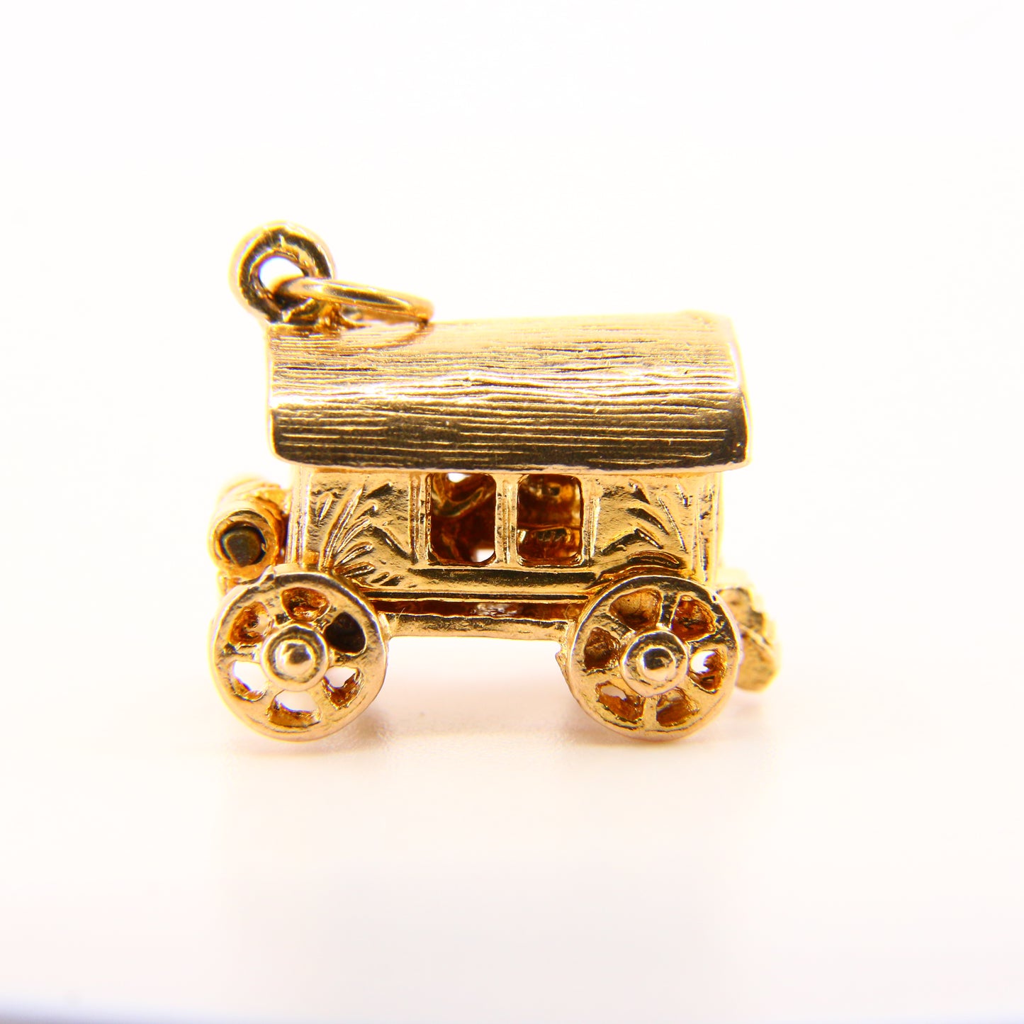 Vintage 9ct Opening Charm Fortune Teller Hallmarked Yellow Gold Gypsy Waggon Pendant