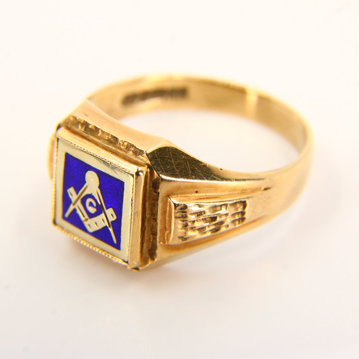 Vintage 9ct Gold Masonic Ring – Blue Enamel – UK T½ – Hallmarked Solid Gold