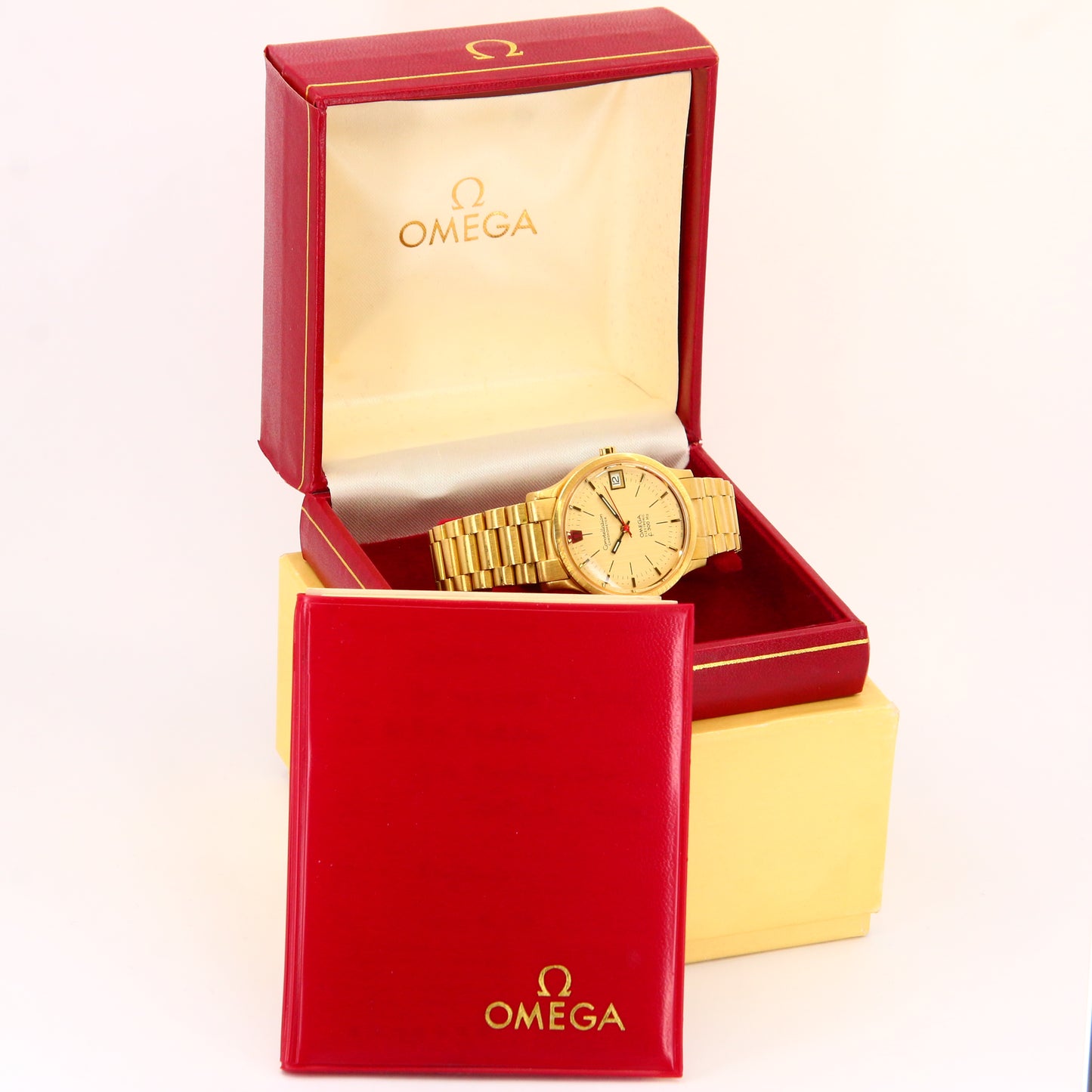 1973 Omega Constellation F300Hz – 18ct Solid Gold Gents Watch