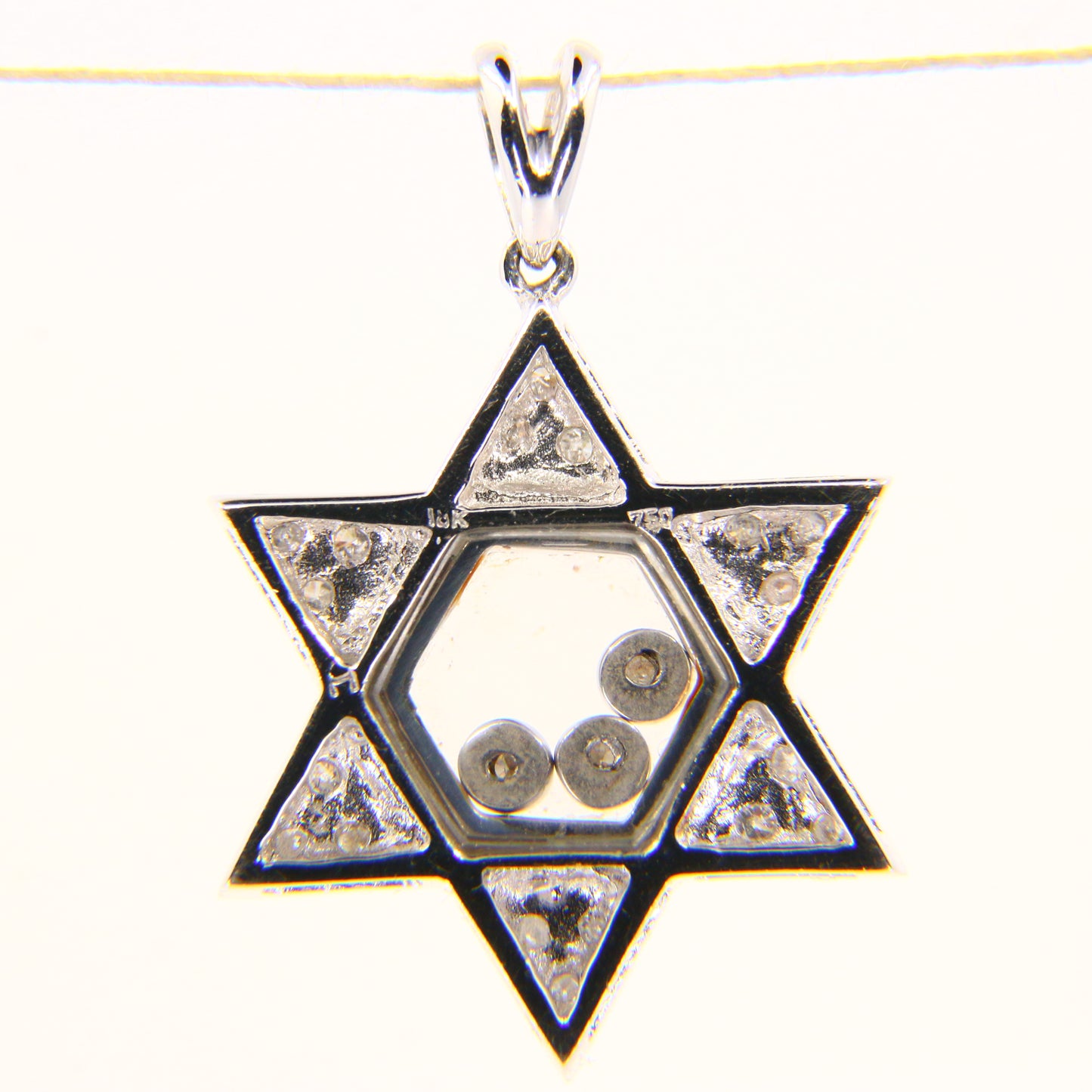 Vintage 18ct White Gold Floating Diamond Star Pendant Hallmarked Gift
