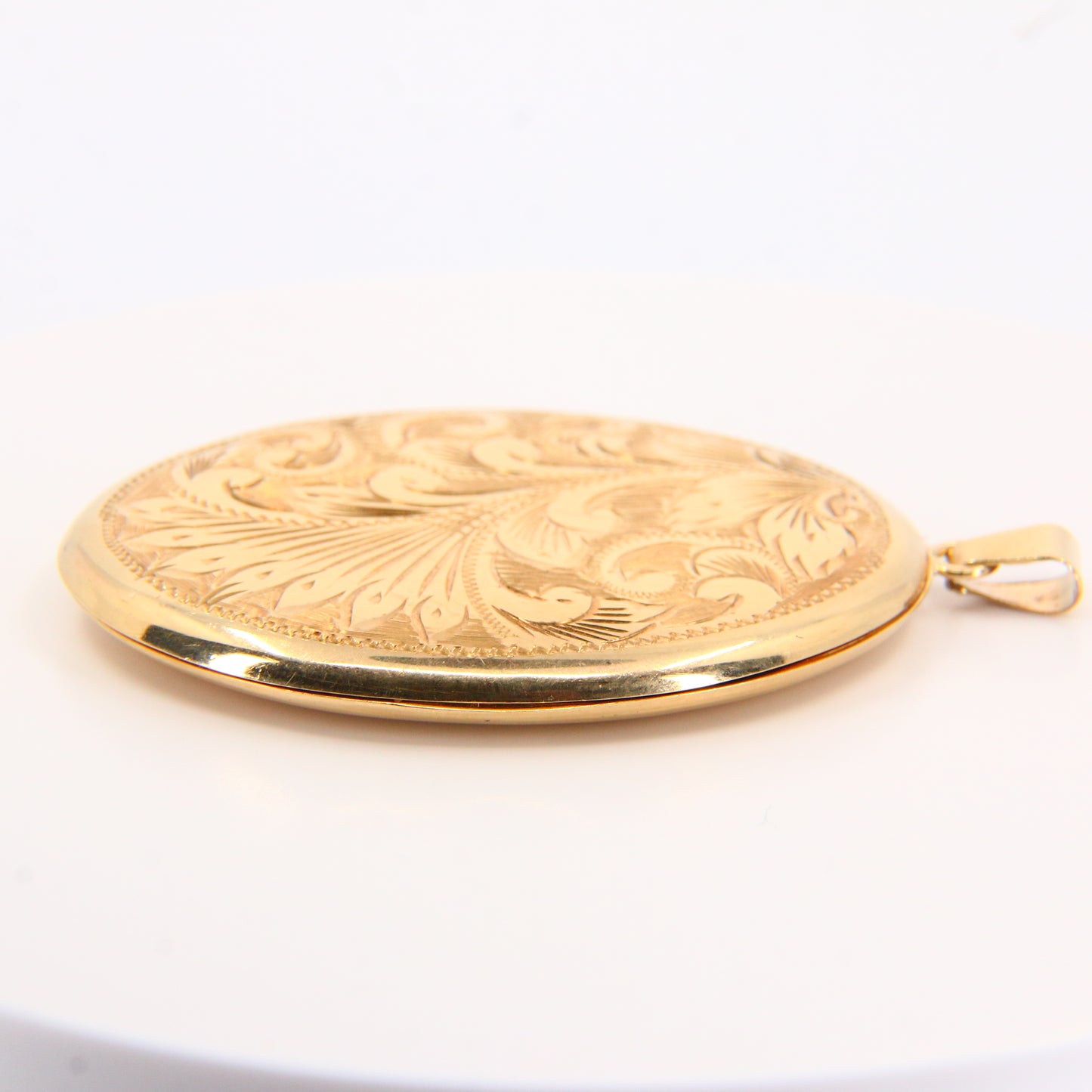 Vintage 9ct Large 2 Photo Locket Pendant Floral Engraved Hallmarked Gold Charm