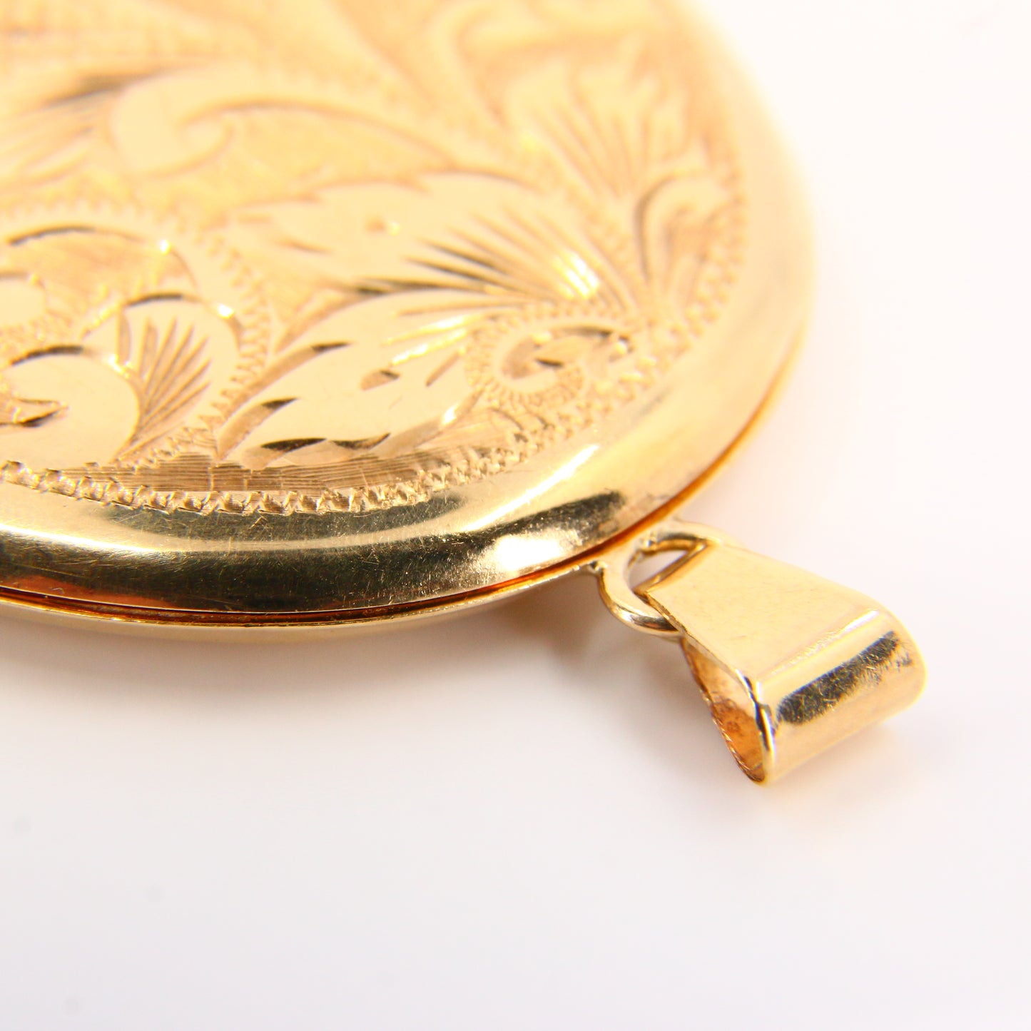 Vintage 9ct Large 2 Photo Locket Pendant Floral Engraved Hallmarked Gold Charm