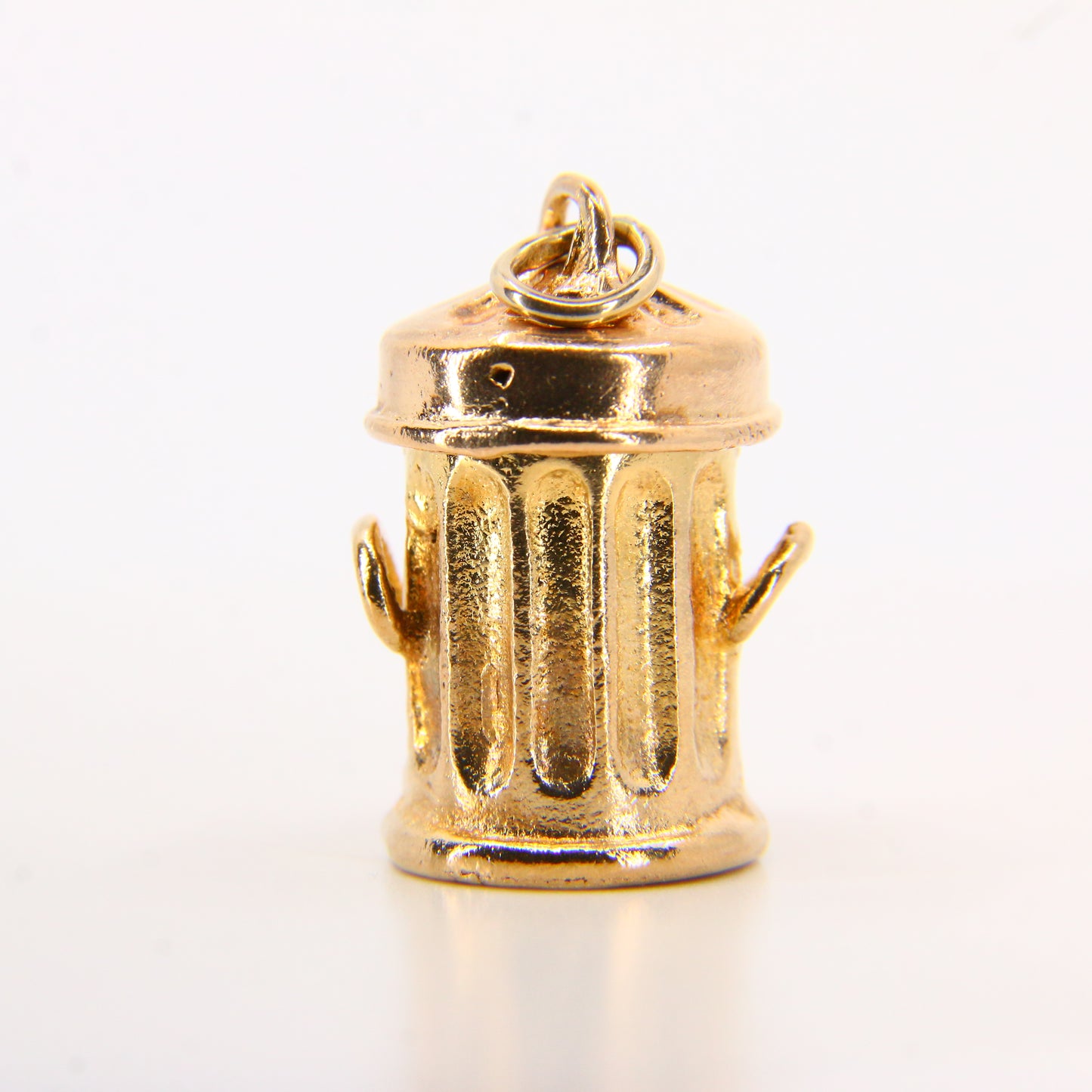Vintage 9ct Hallmarked Cat Charm | Solid Gold Opening Pendant with Fish