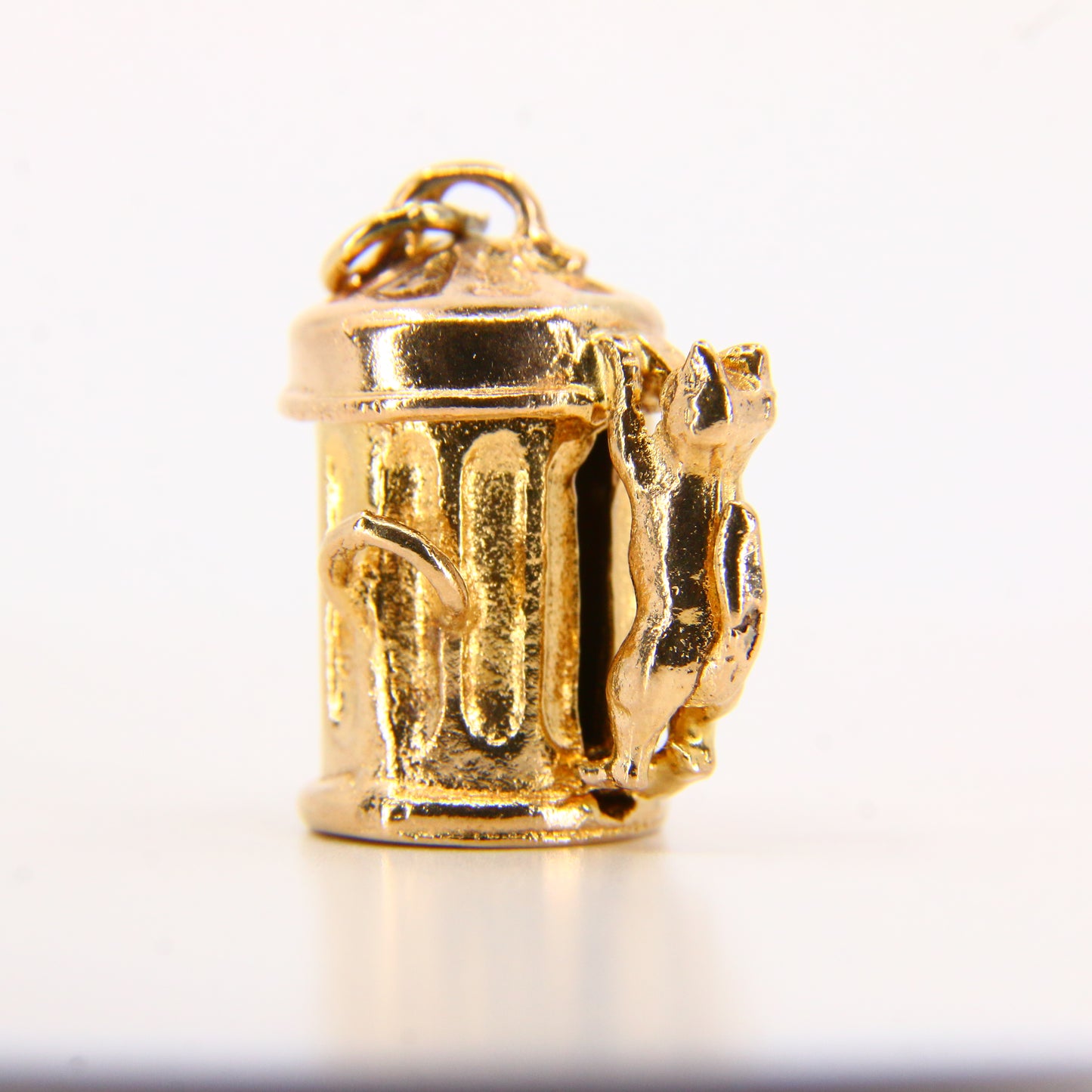 Vintage 9ct Hallmarked Cat Charm | Solid Gold Opening Pendant with Fish