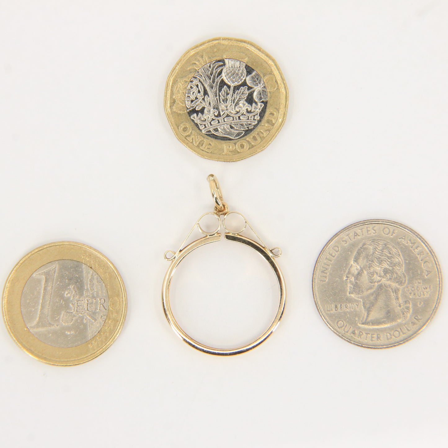 Vintage 9ct Hallmarked Gold Full Sovereign Coin Holder Pendant