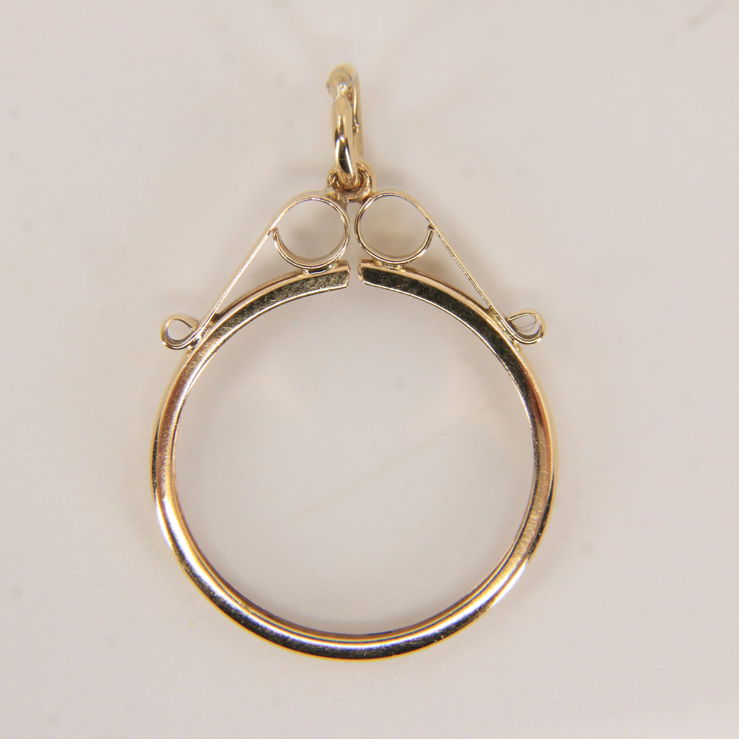 Vintage 9ct Hallmarked Gold Full Sovereign Coin Holder Pendant