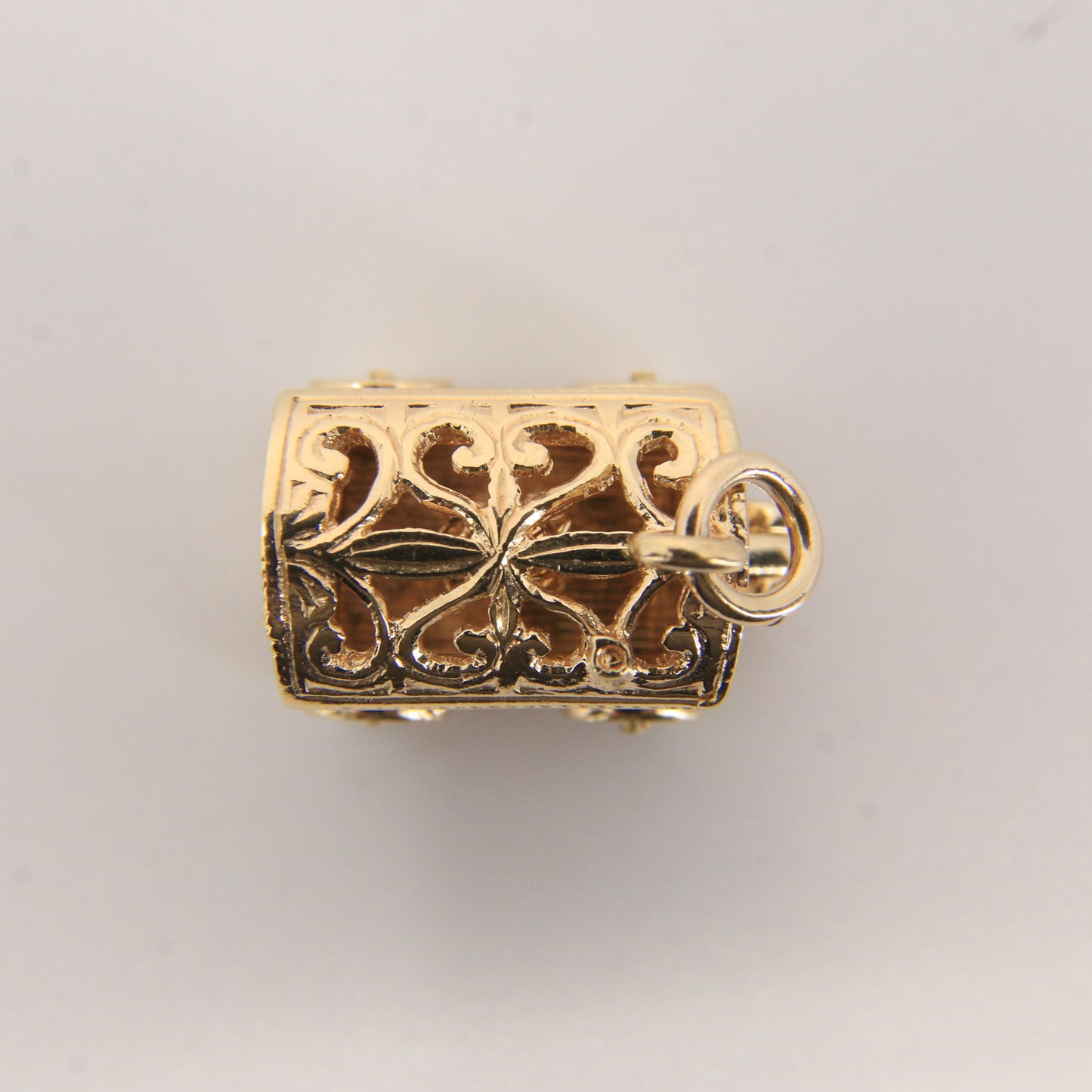 Vintage 9ct Hallmarked Gold Gypsy Wagon Charm | Opening Fortune Pendant
