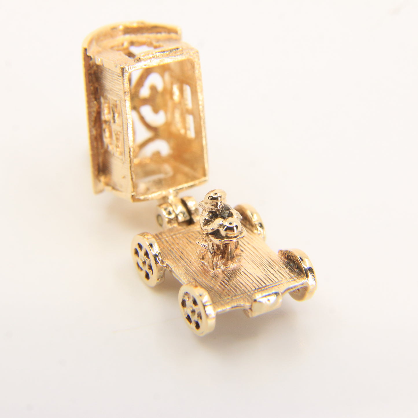 Vintage 9ct Hallmarked Gold Gypsy Wagon Charm | Opening Fortune Pendant