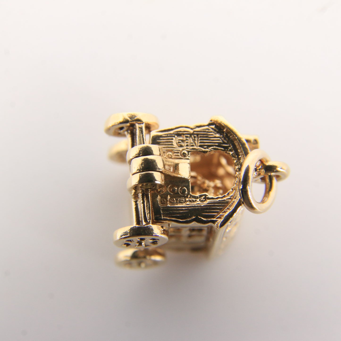 Vintage 9ct Hallmarked Gold Gypsy Wagon Charm | Opening Fortune Pendant