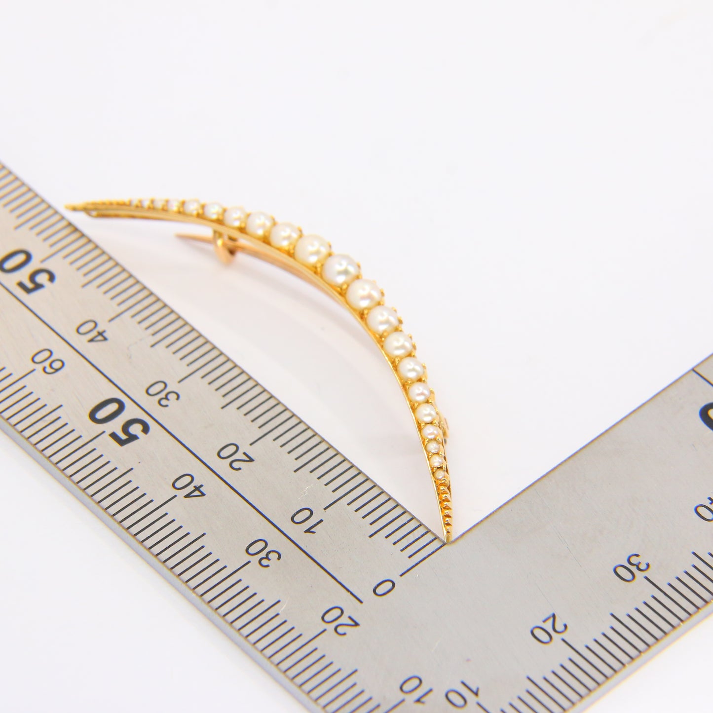 Antique 15ct Yellow Gold Crescent Split Pearl Brooch with 9ct Pin