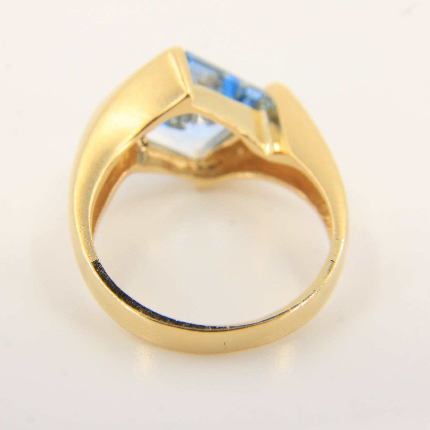 Vintage 18ct Danish Gold Aquamarine Statement Ring UK N Boxed