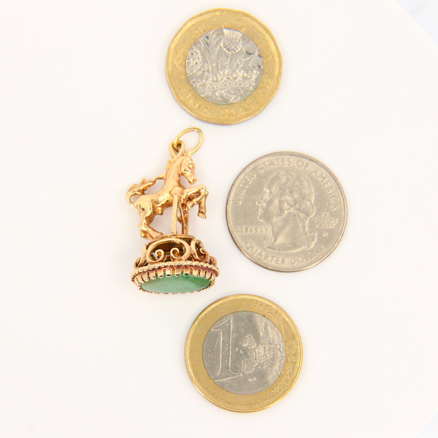 Vintage 9ct Jumping Horse Charm Jade Stone Hallmarked Gold Pendant