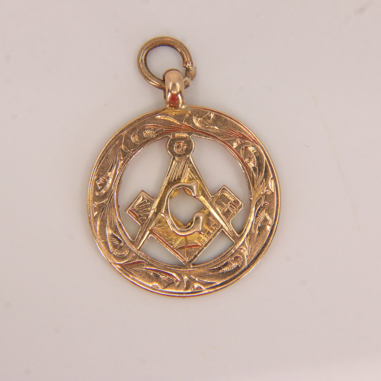 Vintage 9ct Gold Hallmarked Masonic Pendant Compass Ruler G Emblem Freemason