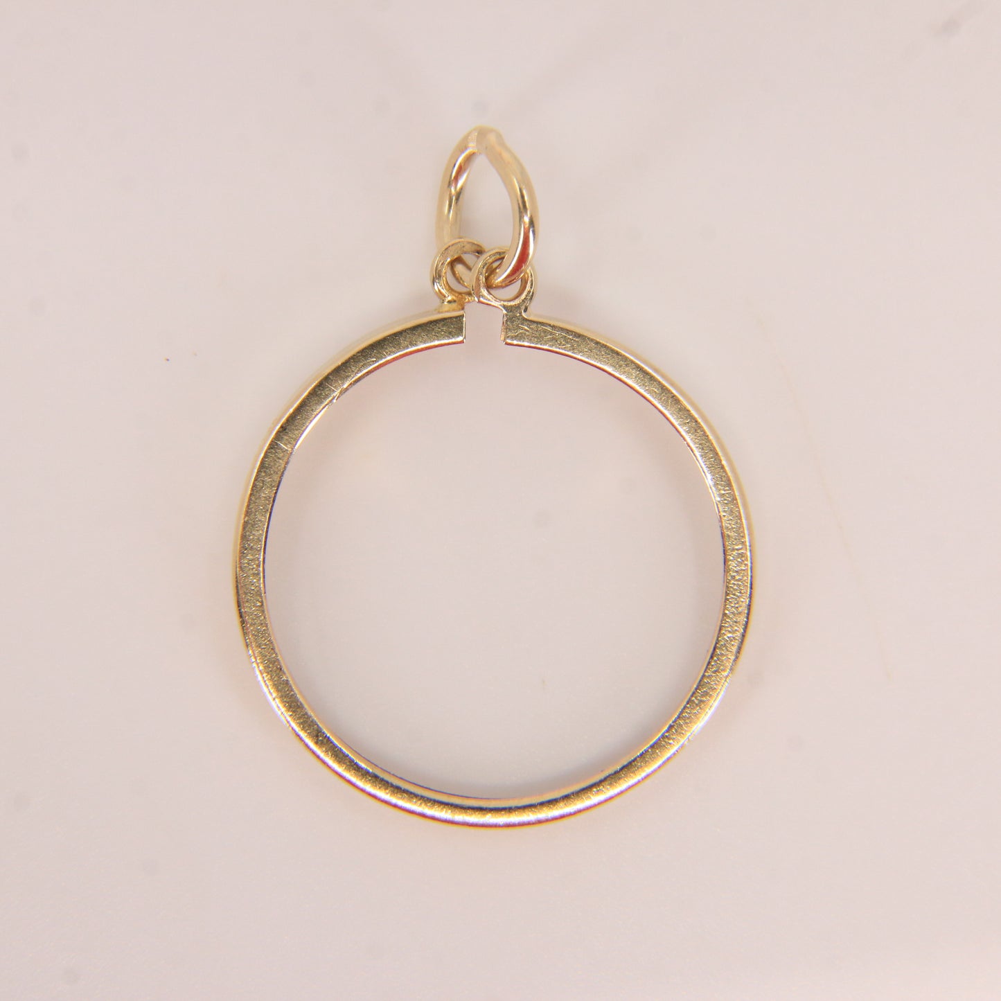 Vintage 9ct Gold Hallmarked Half Sovereign Coin Holder Pendant