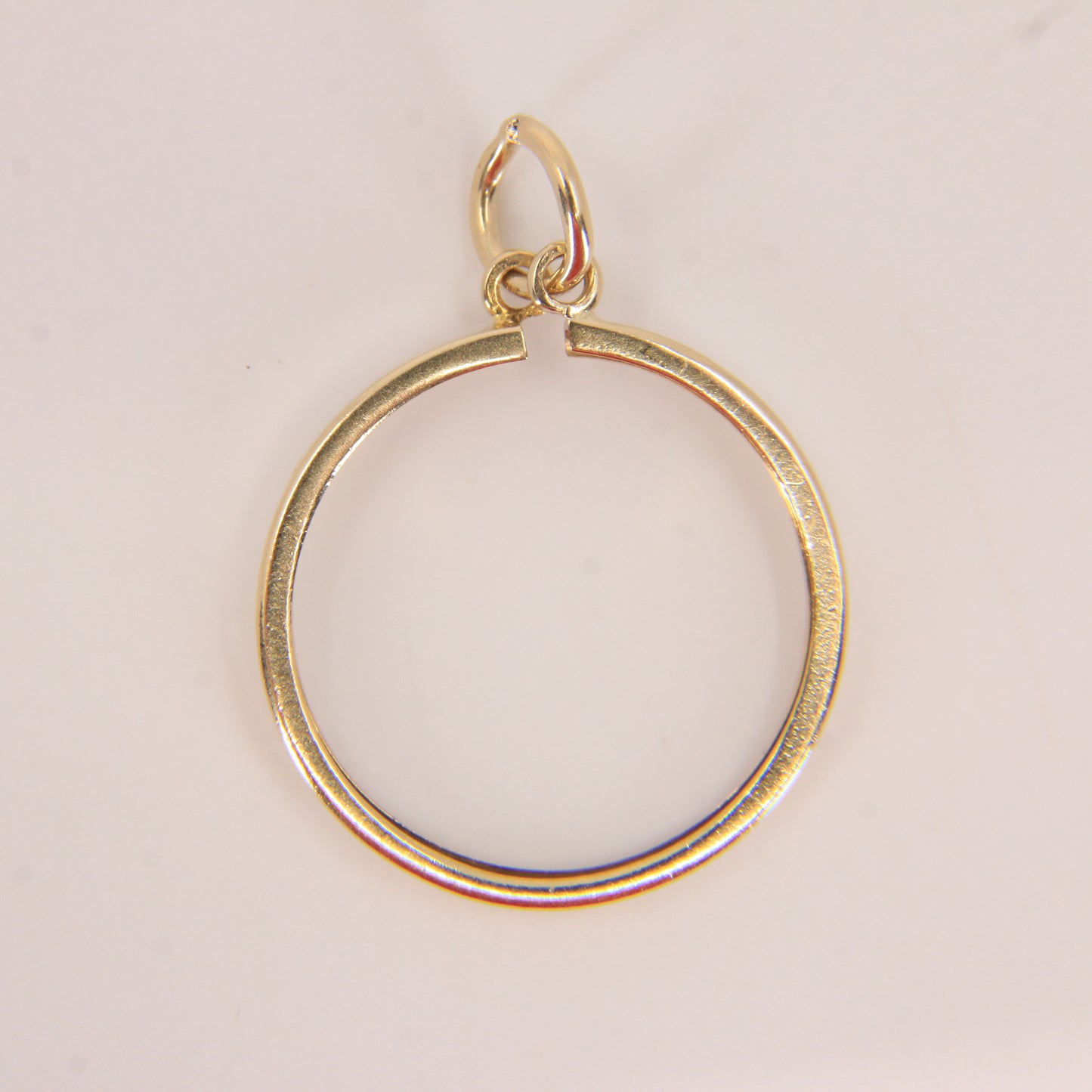 Vintage 9ct Gold Hallmarked Half Sovereign Coin Holder Pendant