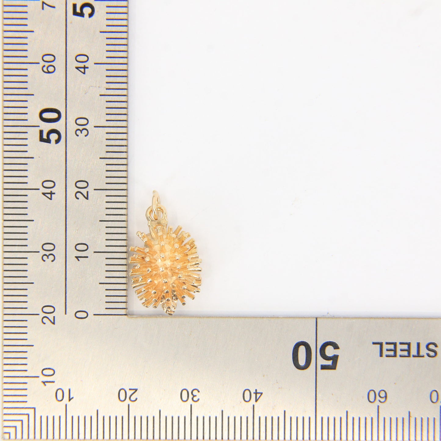 Vintage 9ct Gold Hallmarked Hedgehog Charm Pendant