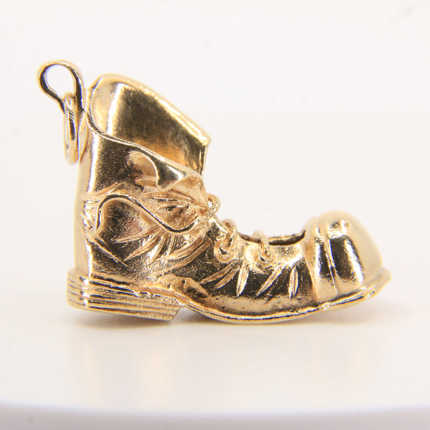 Vintage 9ct Gold Hallmarked Boot Charm Pendant Collectable