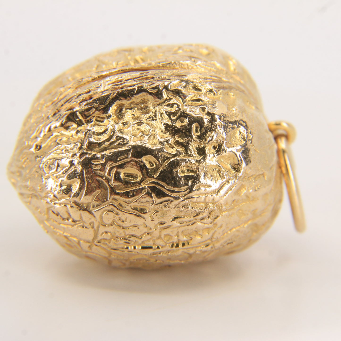 Vintage 9ct Gold Hallmarked Walnut Nut Locket Pendant Charm