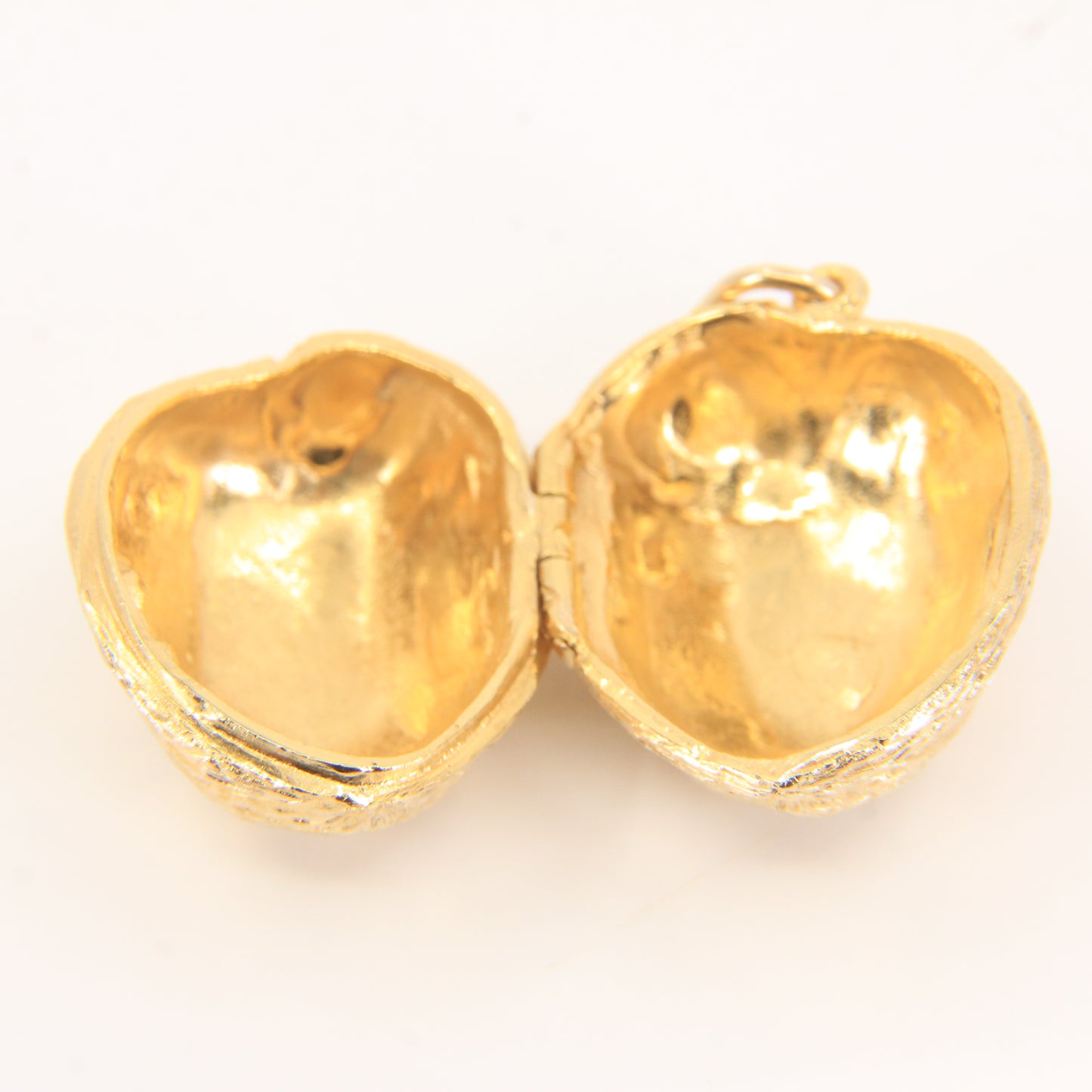 Vintage 9ct Gold Hallmarked Walnut Nut Locket Pendant Charm