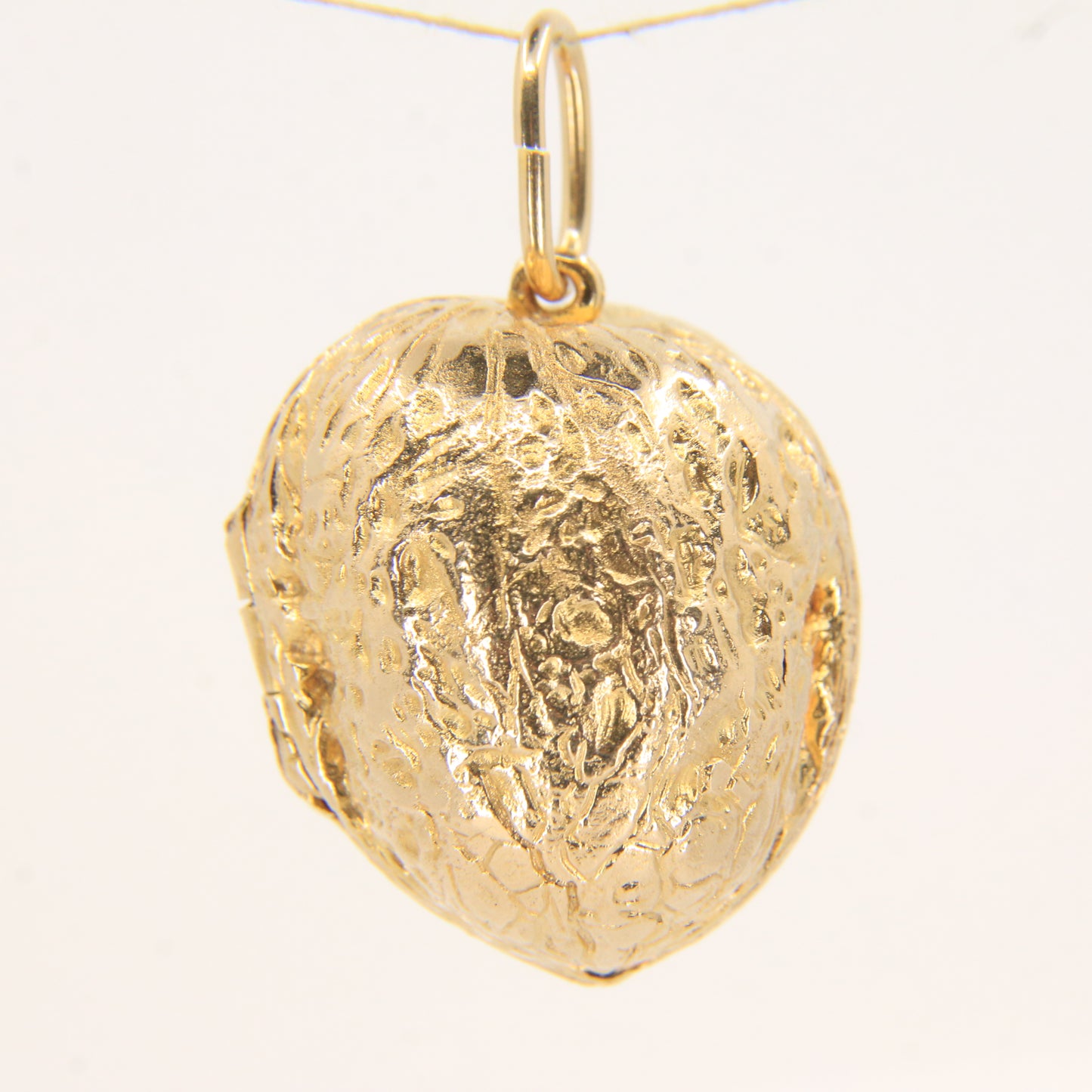 Vintage 9ct Gold Hallmarked Walnut Nut Locket Pendant Charm