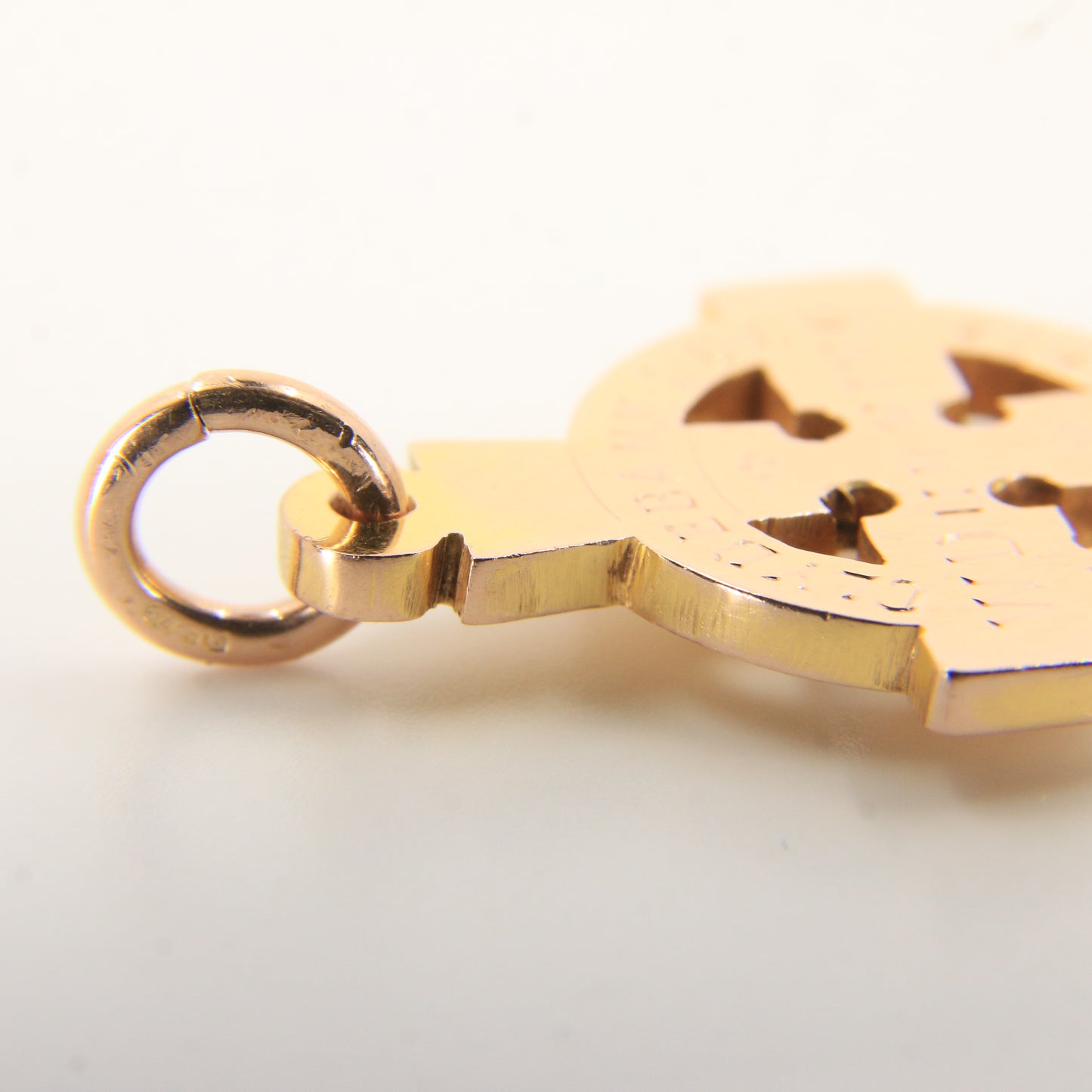 Antique 9ct Gold Hallmarked Celtic Cross Pendant 1915 Engraved