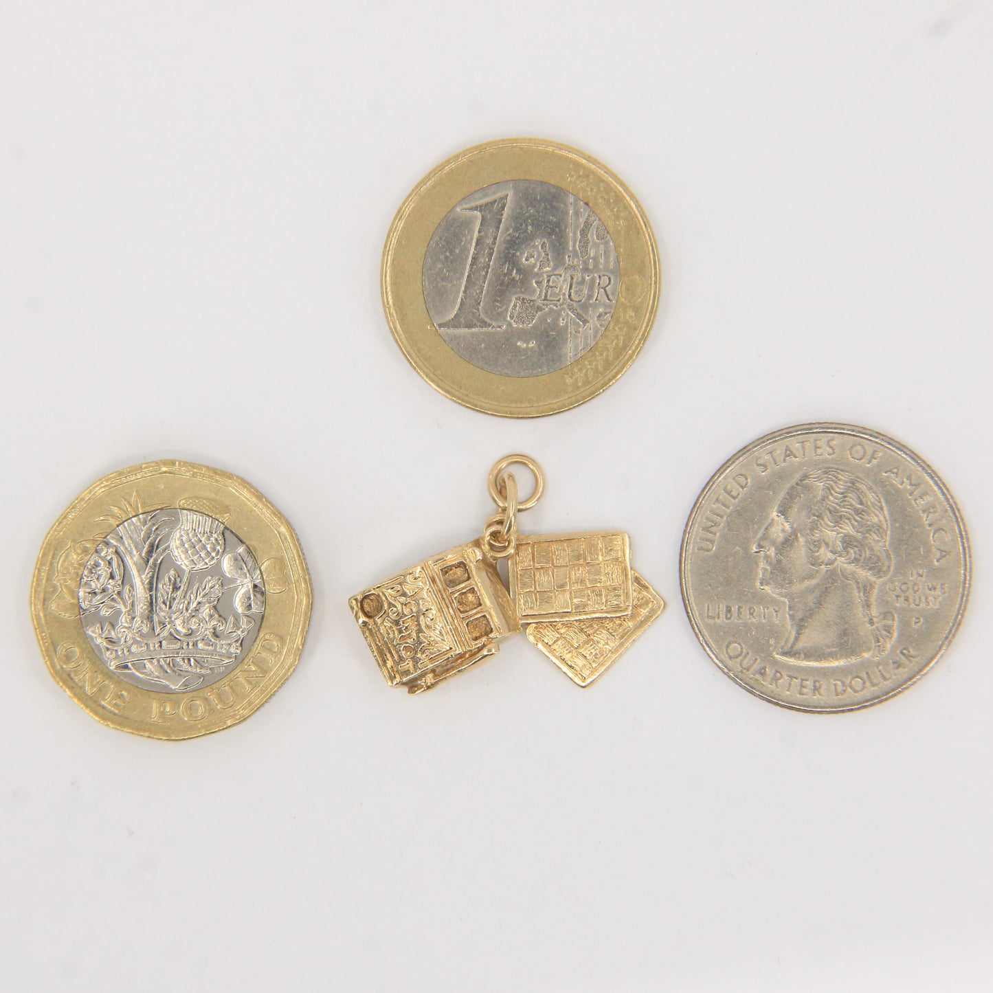 Vintage 9ct Gold Casino Charm Set Hallmarked Slot Machine & Pocket Rockets