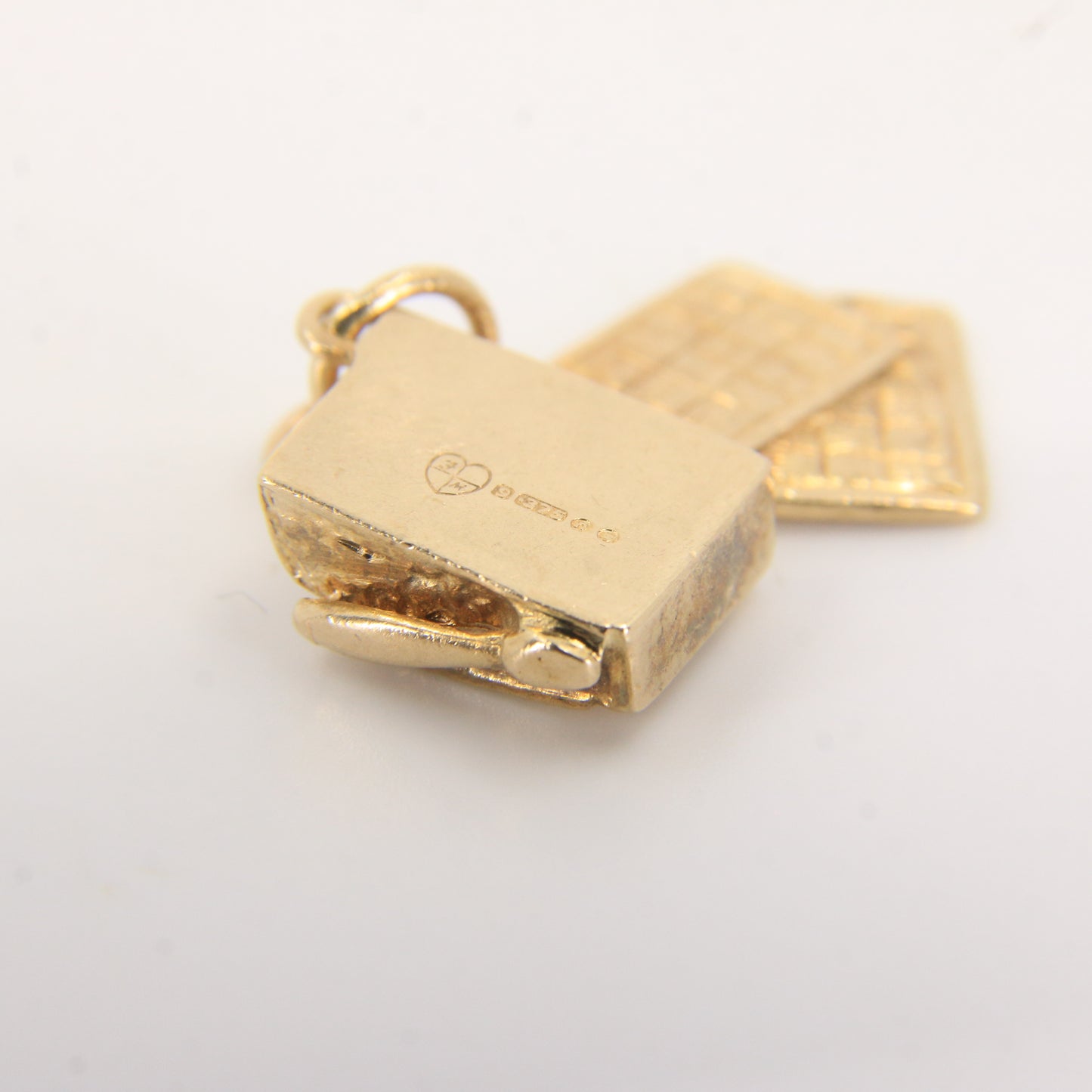 Vintage 9ct Gold Casino Charm Set Hallmarked Slot Machine & Pocket Rockets