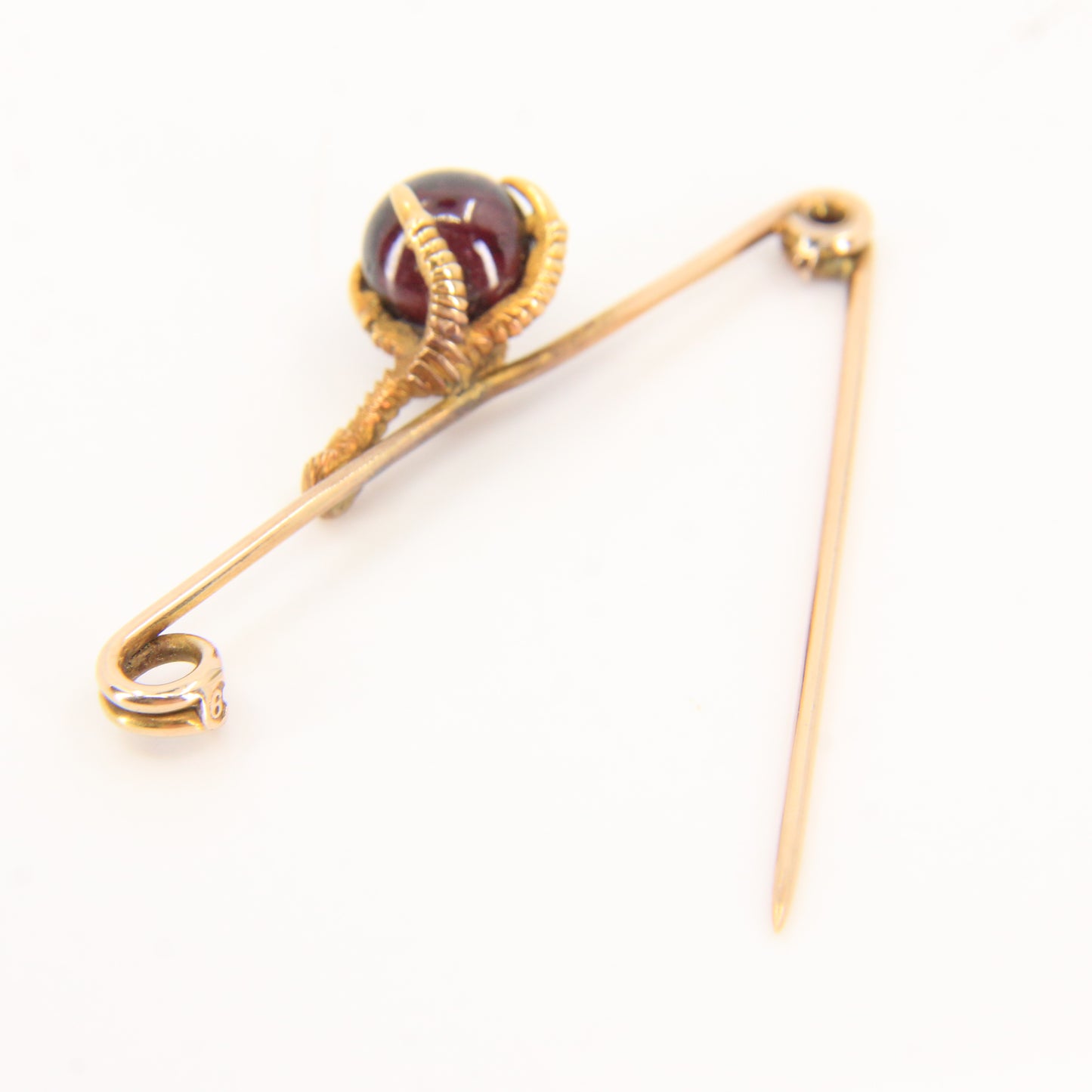 Antique 9ct Garnet Claw Brooch Yellow Gold Eagle or Dragon’s Claw Boxed Gift